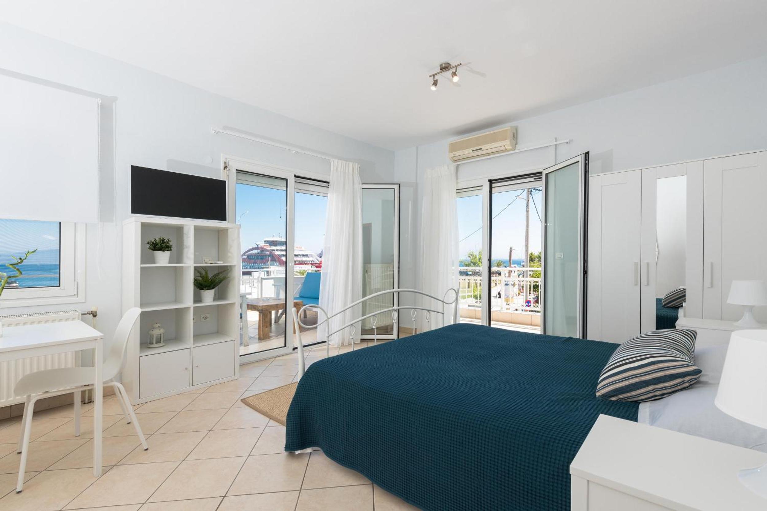 Studio with Sea View photo 2