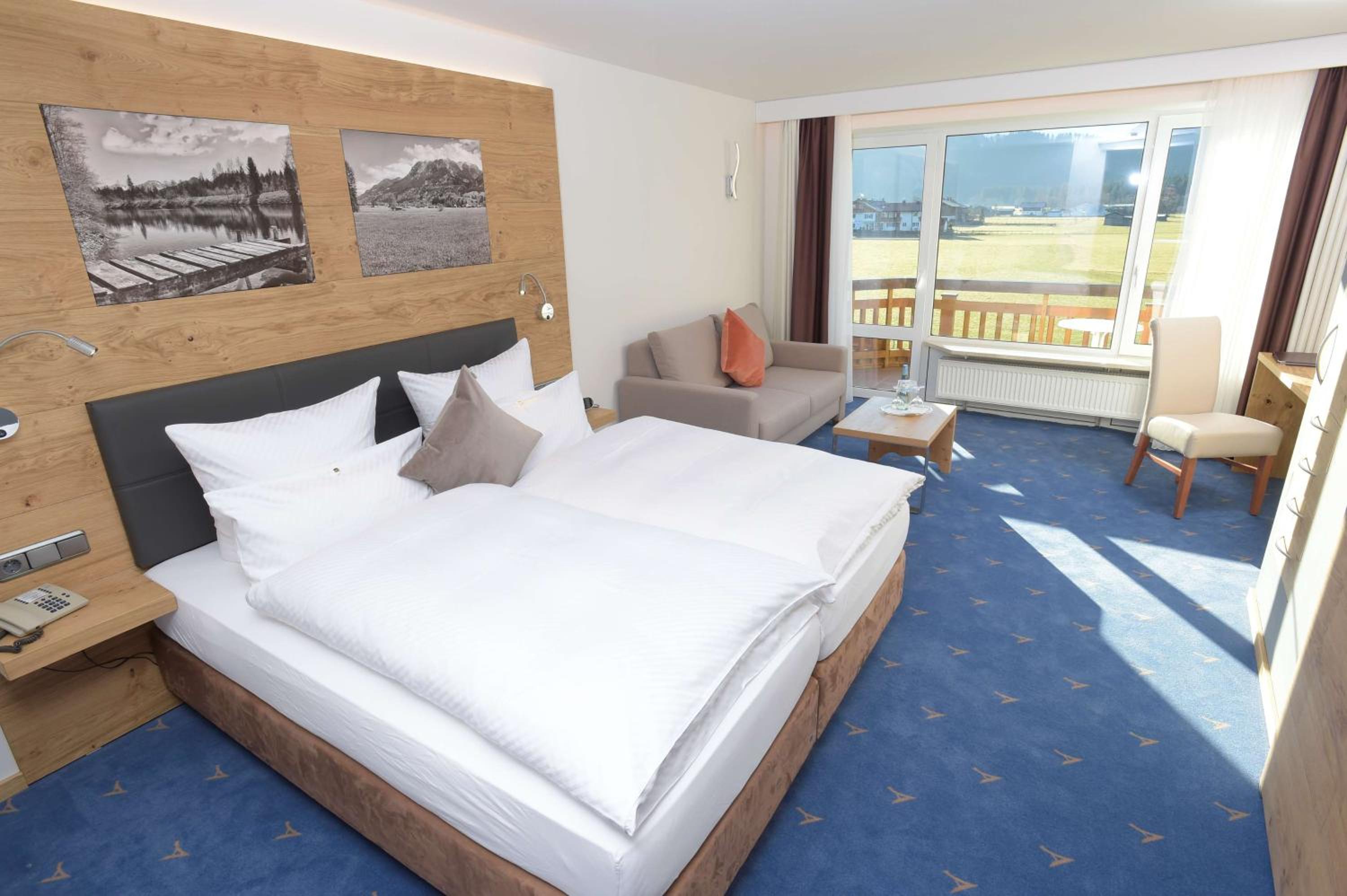 Alpenhof Oberstdorf Hotel & SPA, Signature Collection by BW, Deluxe-Doppelzimmer mit Bergpanorama
