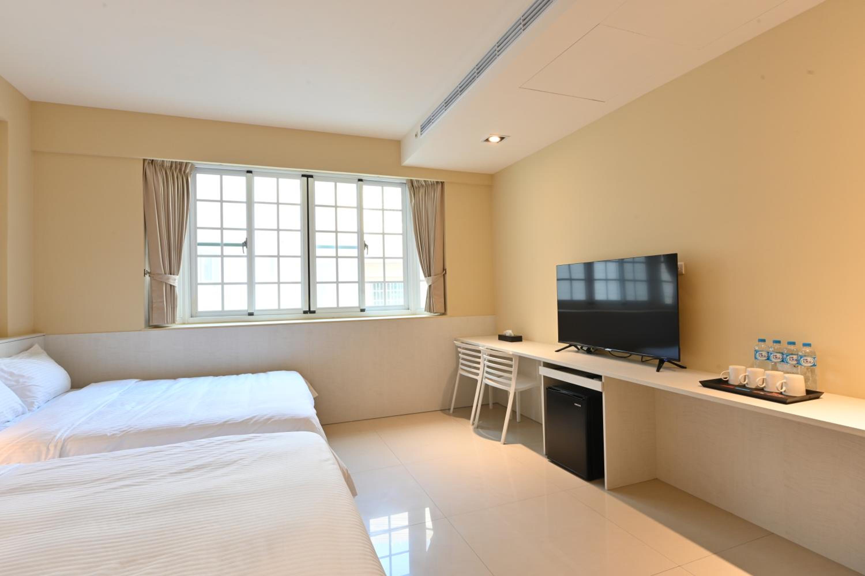 Classic Quadruple Room - Photo 6