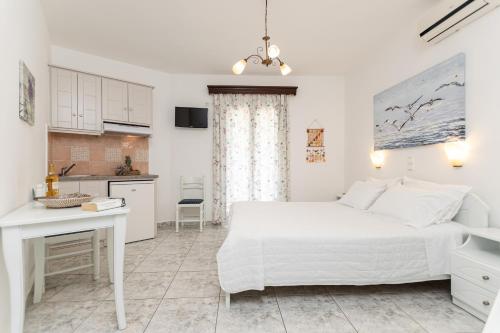 Studio with Sea View - Photo 7
