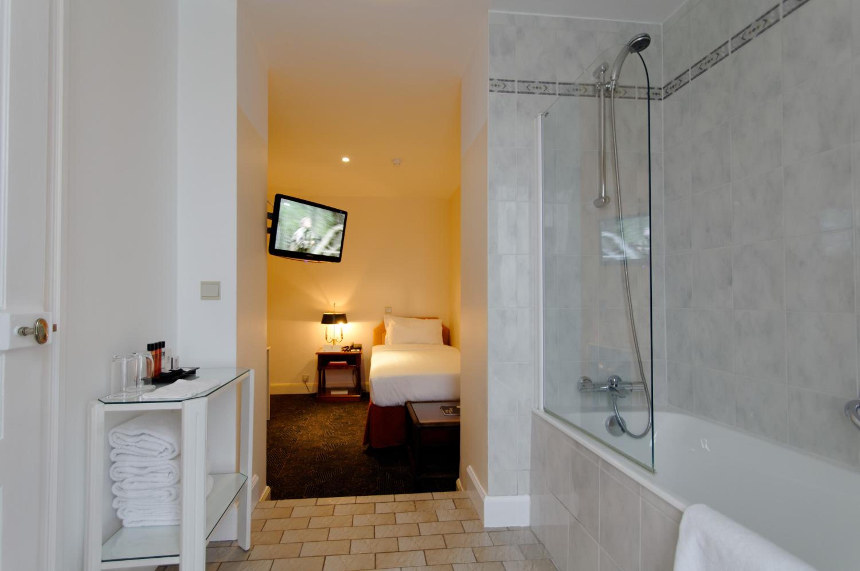 Small Single Room