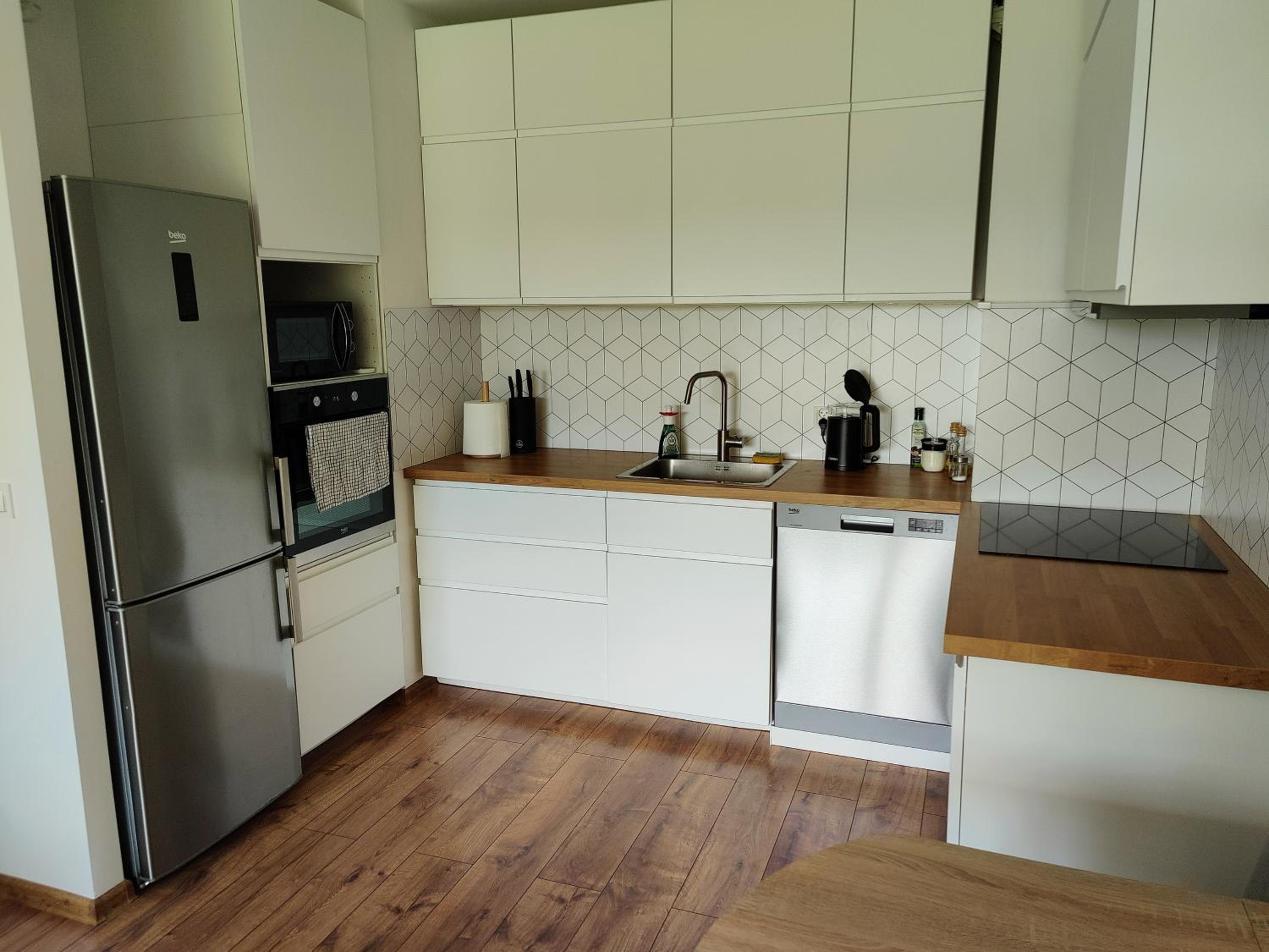 One-Bedroom Apartment - Photo 14