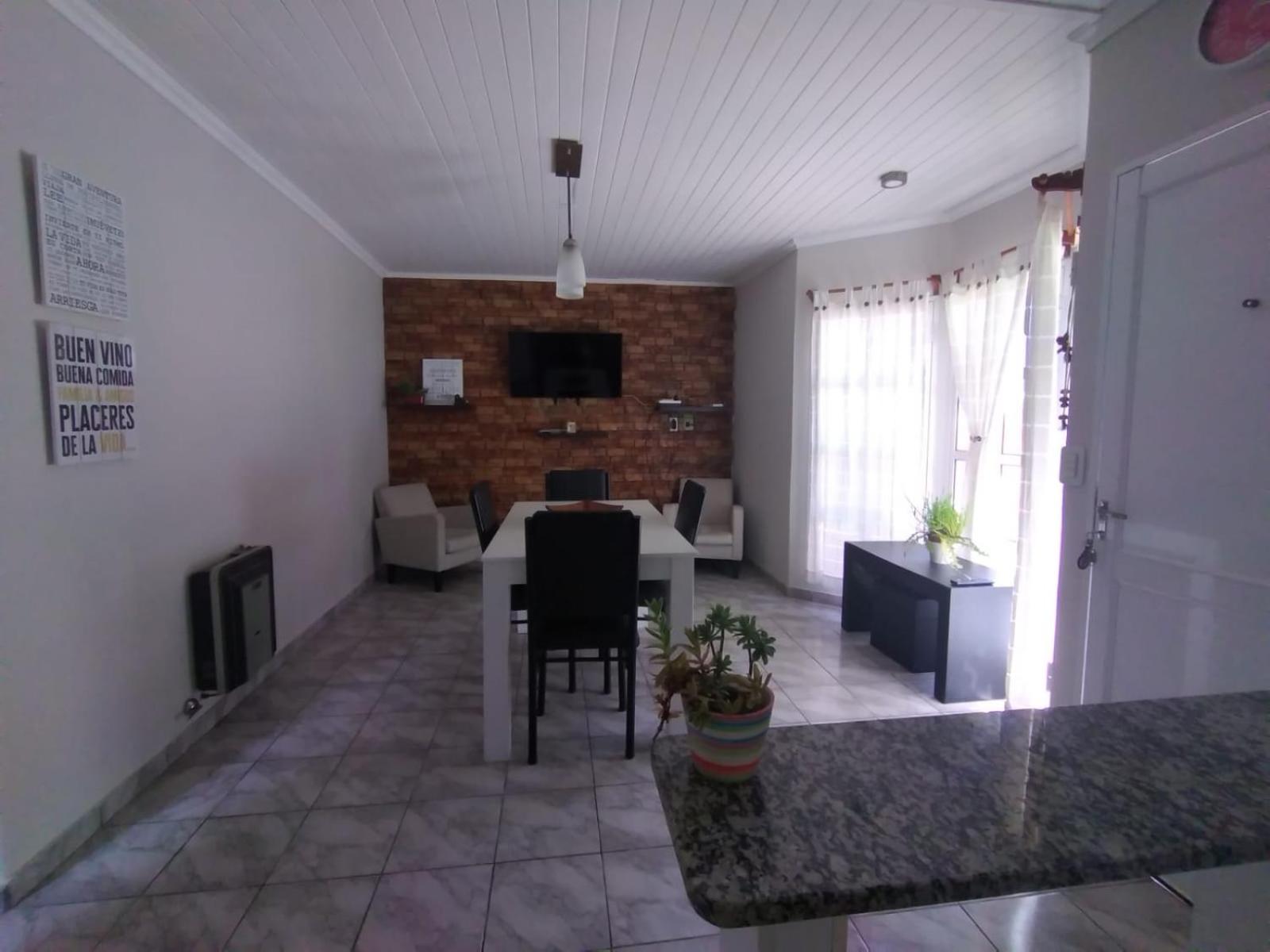Two-Bedroom House photo 2