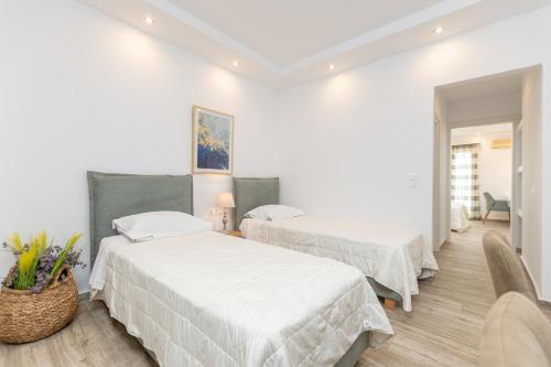Two-Bedroom Apartment - Photo 3