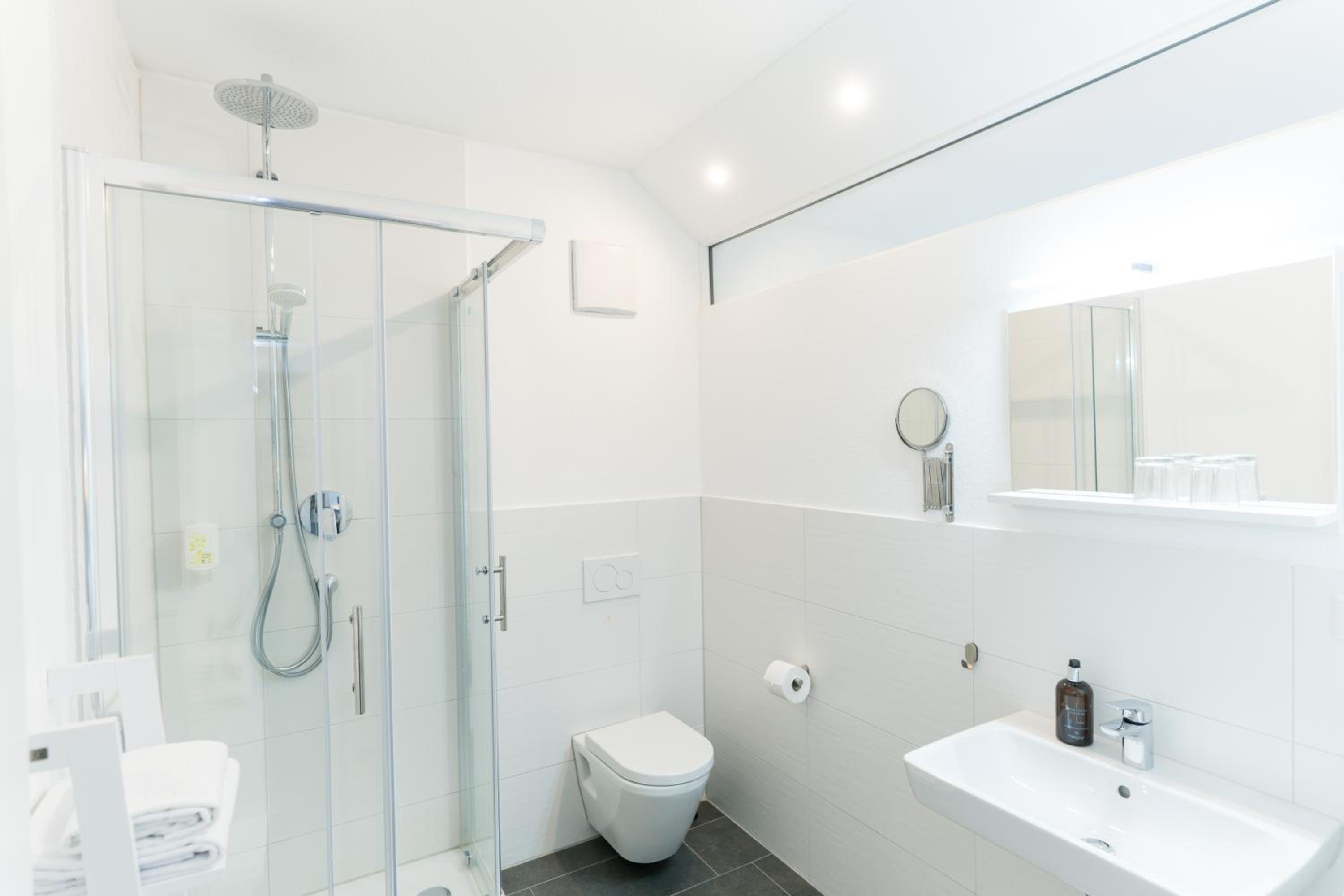 Standard Double Room - Photo 2