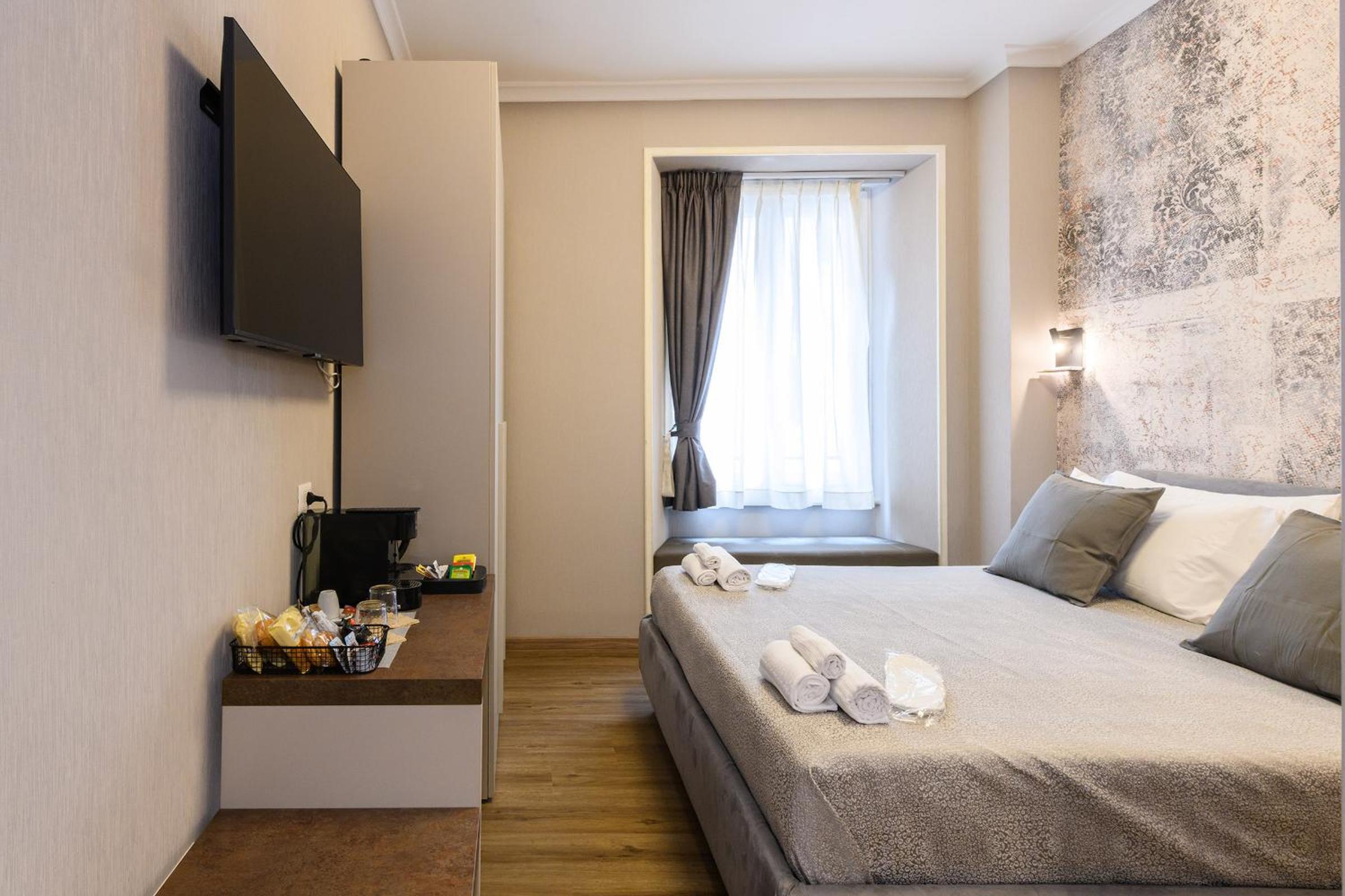 Deluxe Double Room photo 3