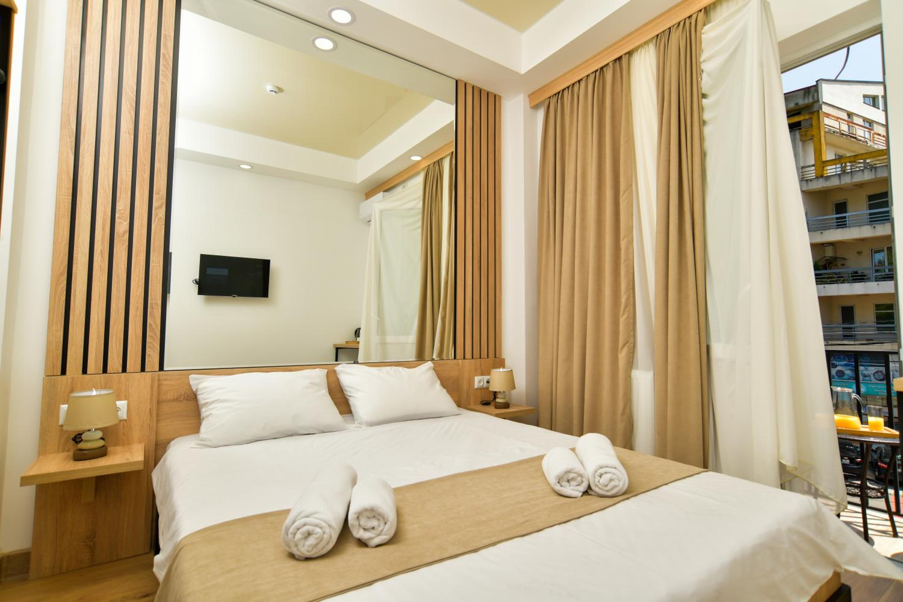 Double Room with Balcony photo 1
