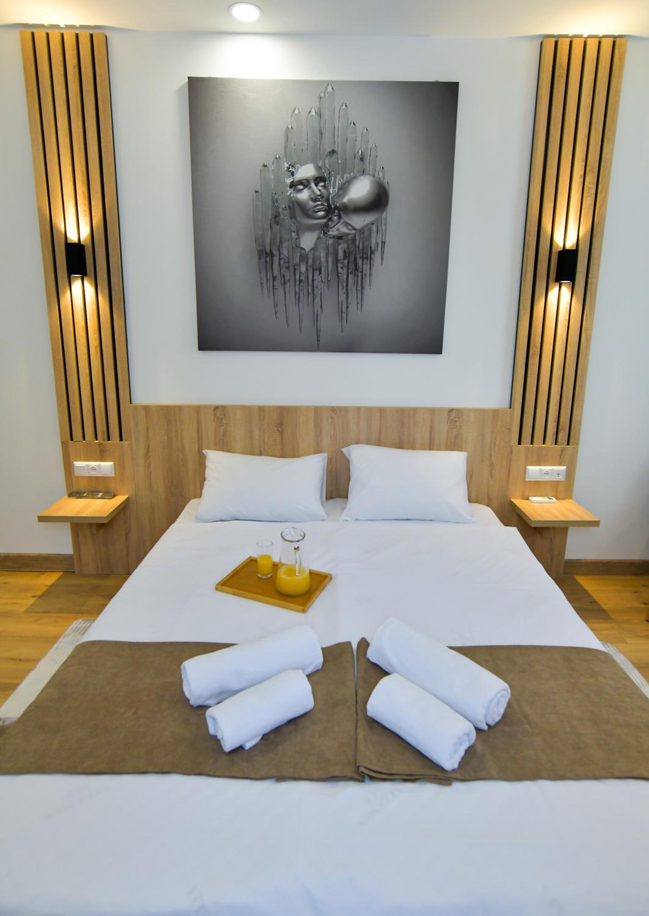 Double or Twin Room with Balcony photo 3