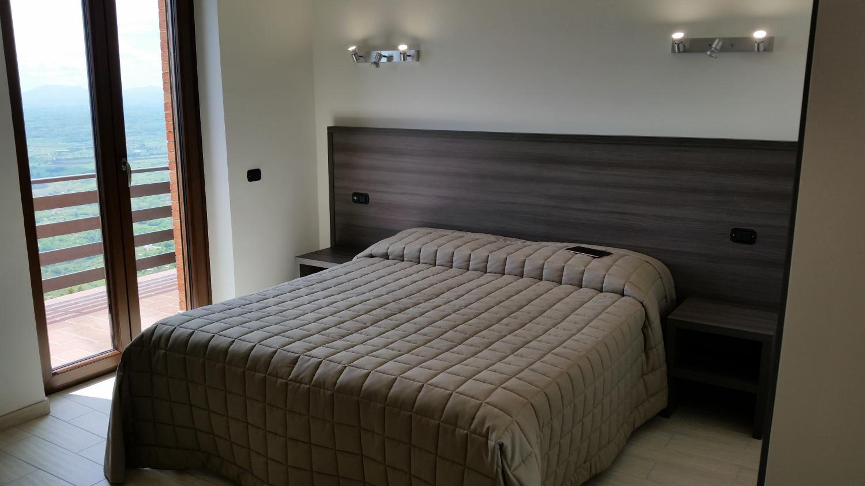 Deluxe Junior Suite photo 1