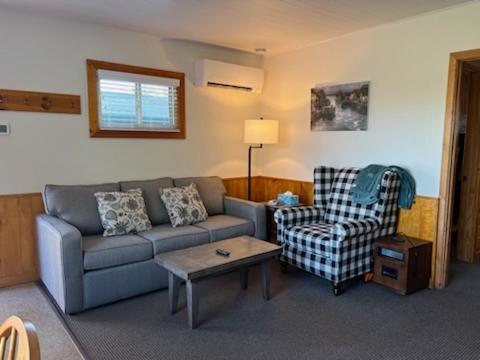 Two-Bedroom House photo 1
