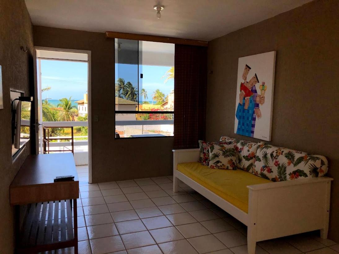 Family Room With Balcony photo 2