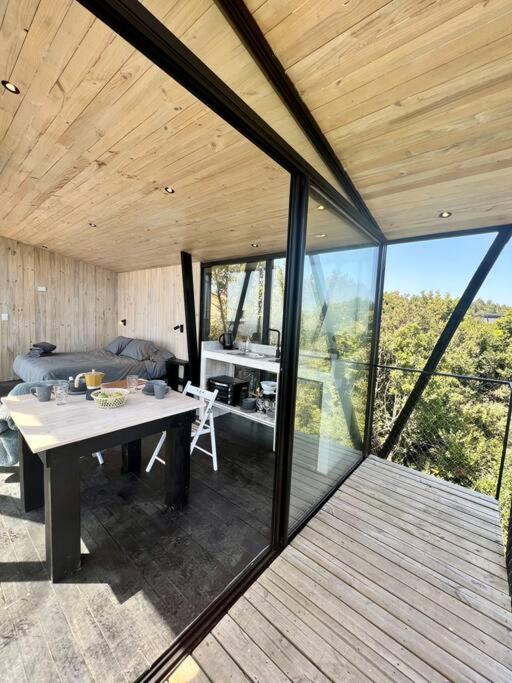 One-Bedroom House photo 2