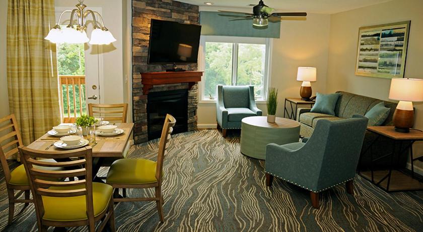 One-Bedroom Apartment - Photo 3
