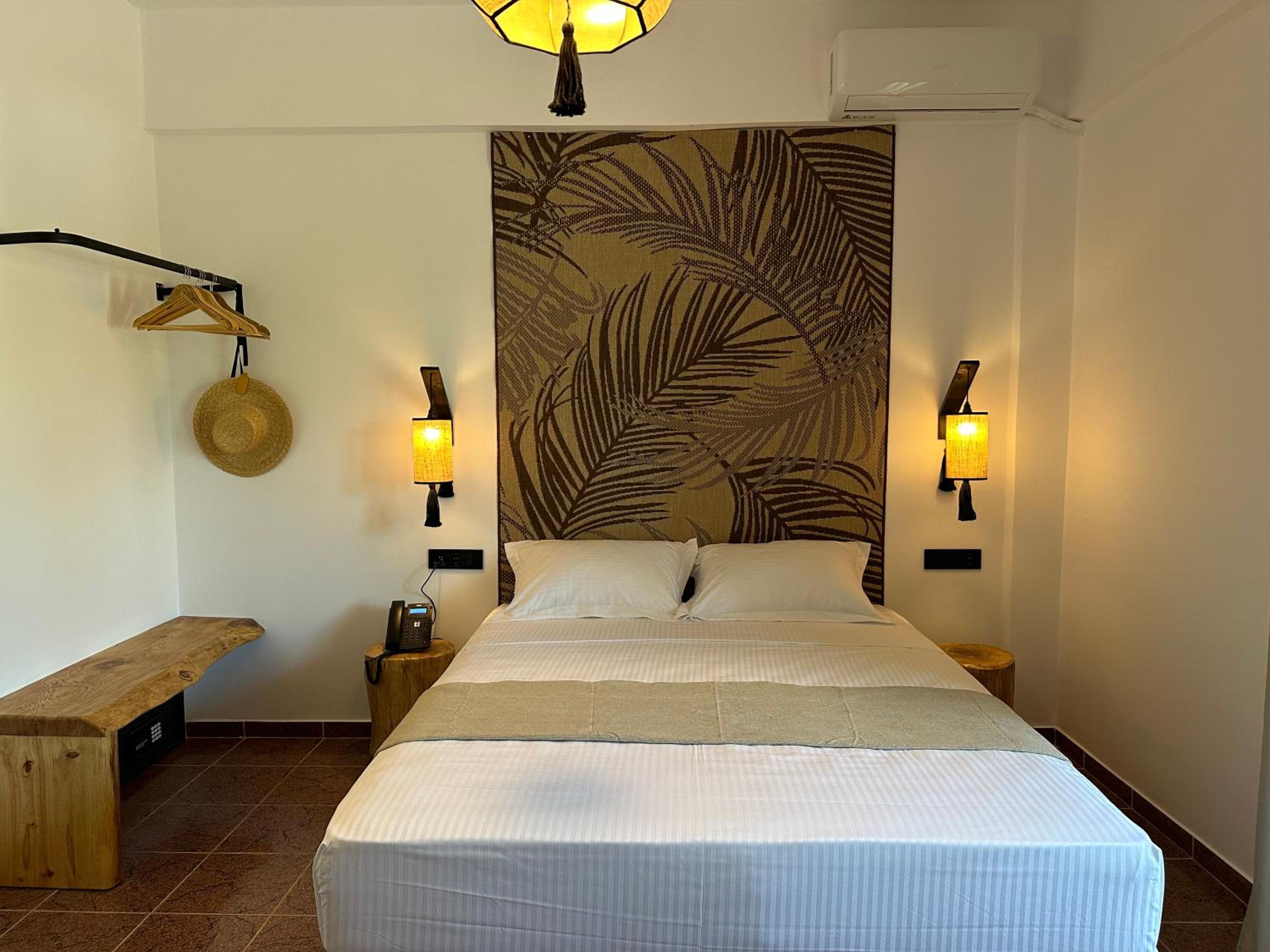 Superior Double Room Sea View ( Annex Building )