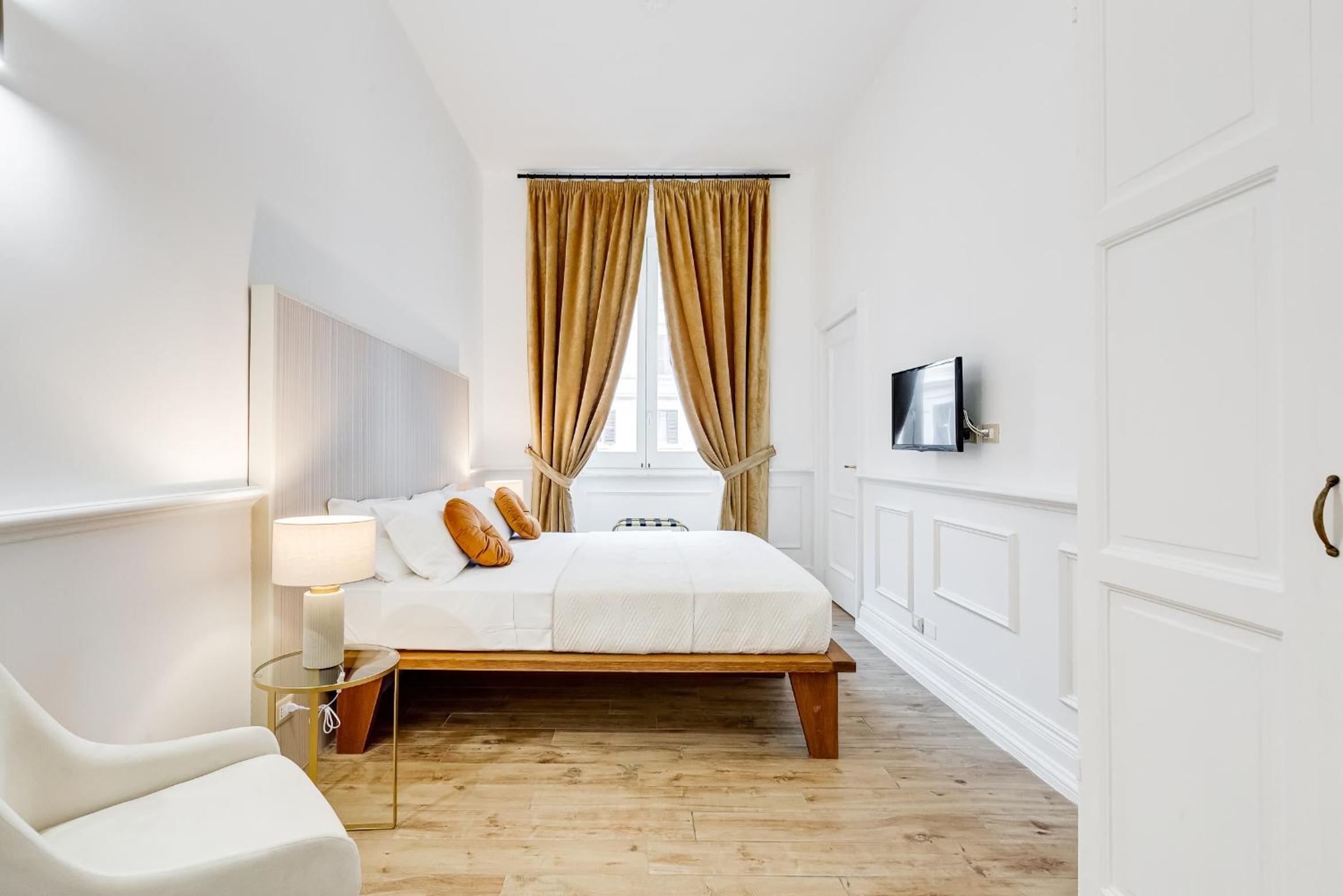Quadruple Room with Private External Bathroom