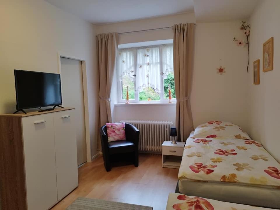Double or Twin Room with Shower photo 1