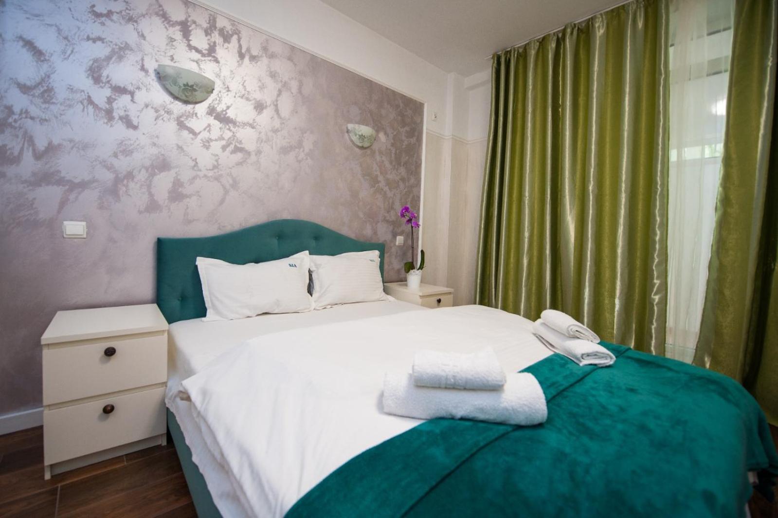 Double or Twin Room - Photo 57