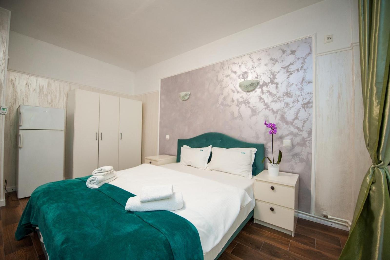 Double or Twin Room - Photo 2