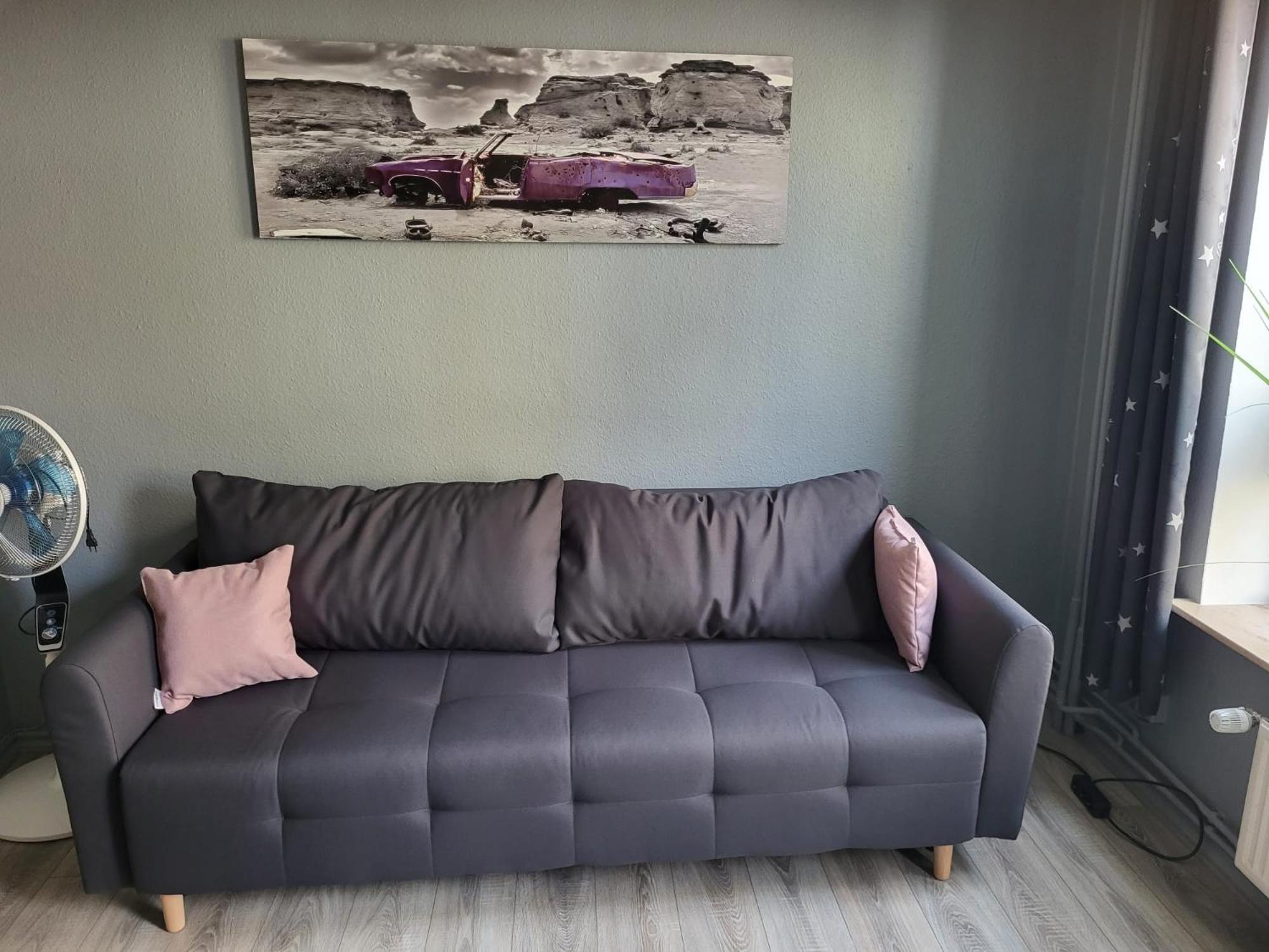 One-Bedroom Apartment - Photo 9