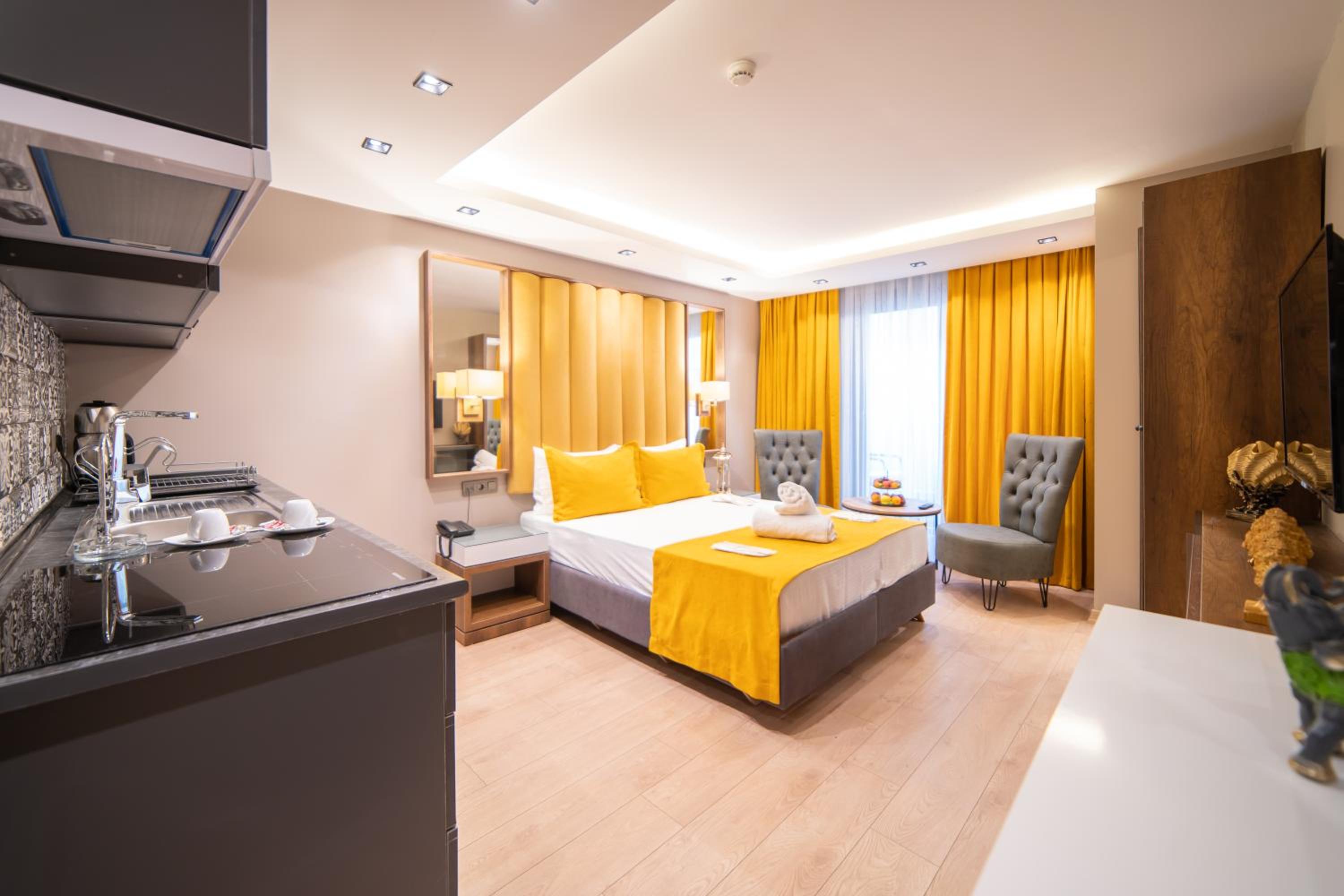 Junior Suite with Garden View photo 3