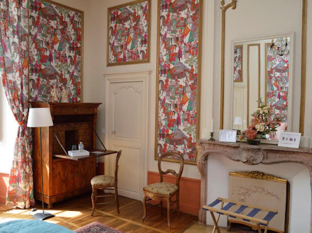 Deluxe King Room photo 2