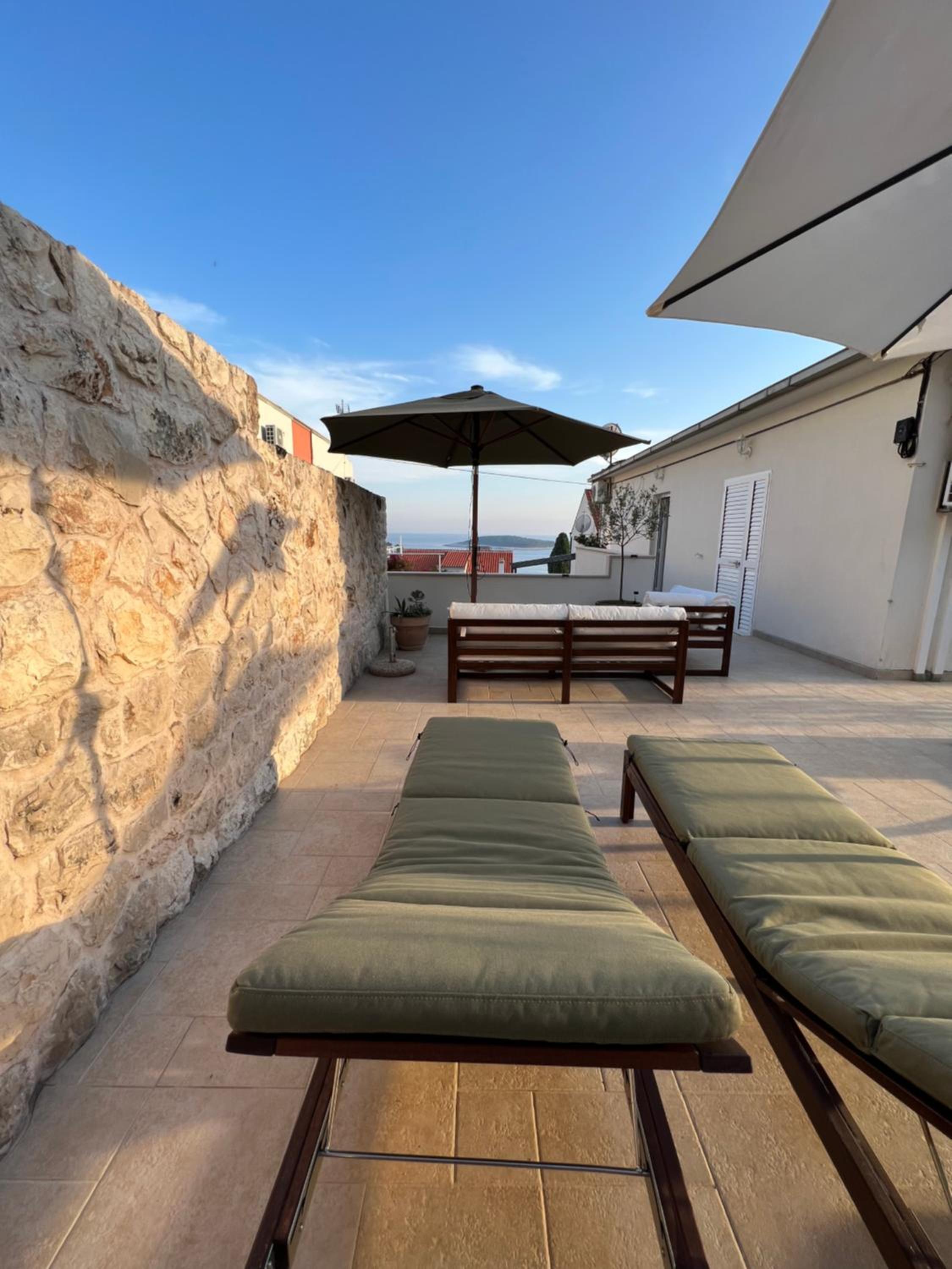 Standard One-Bedroom Apartment with Terrace and Sea View  - Photo 11