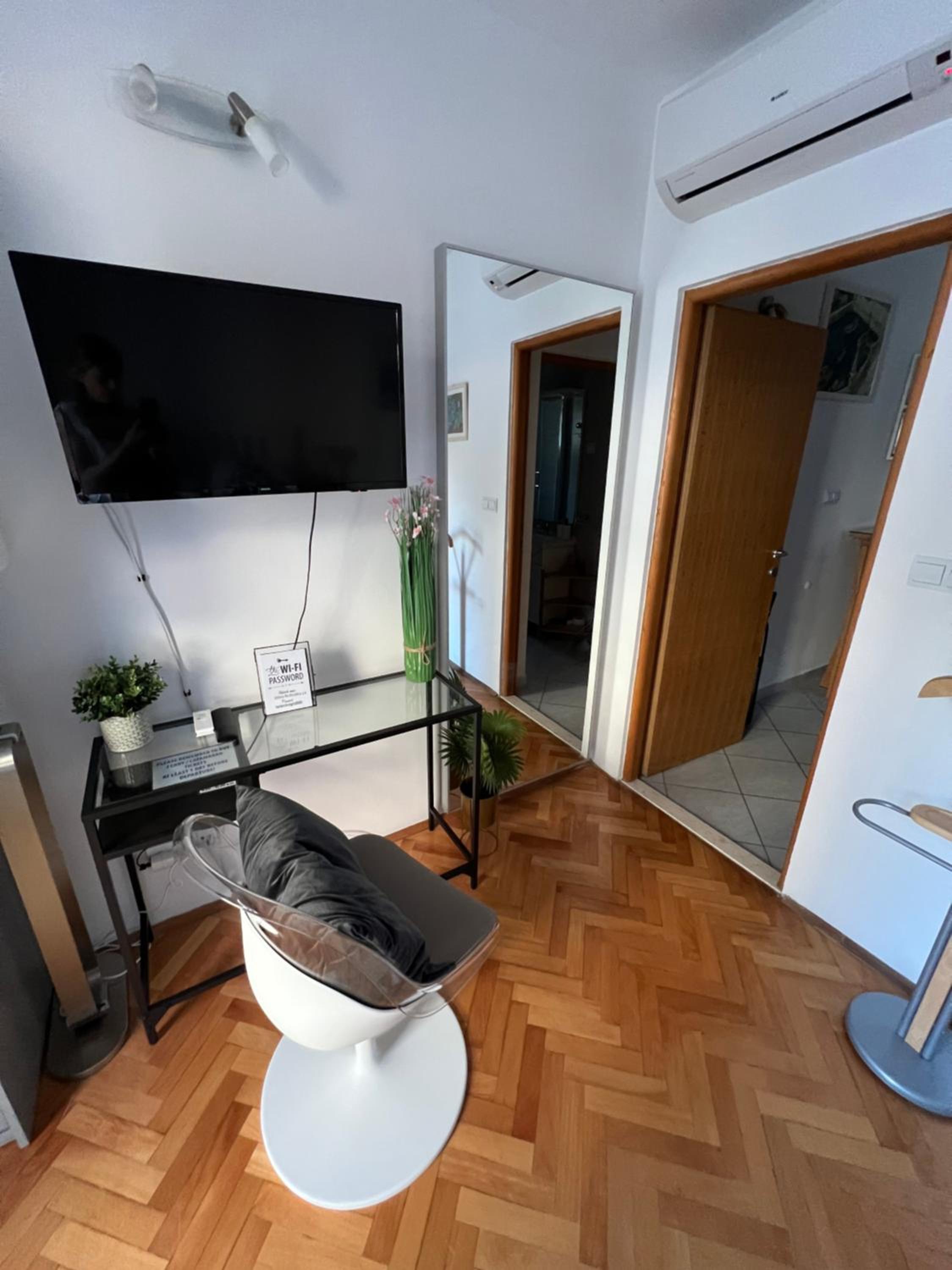 Standard One-Bedroom Apartment with Terrace and Sea View  - Photo 20