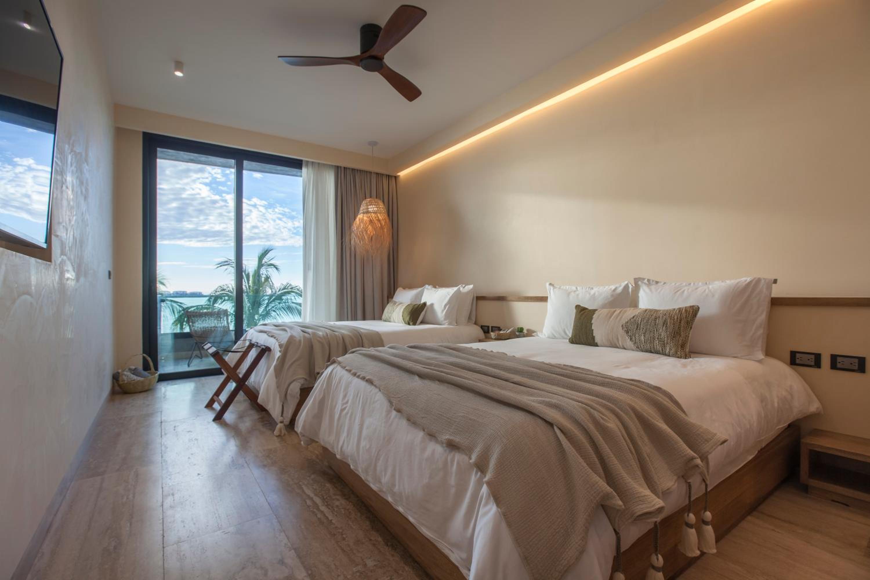 Suite with Sea View