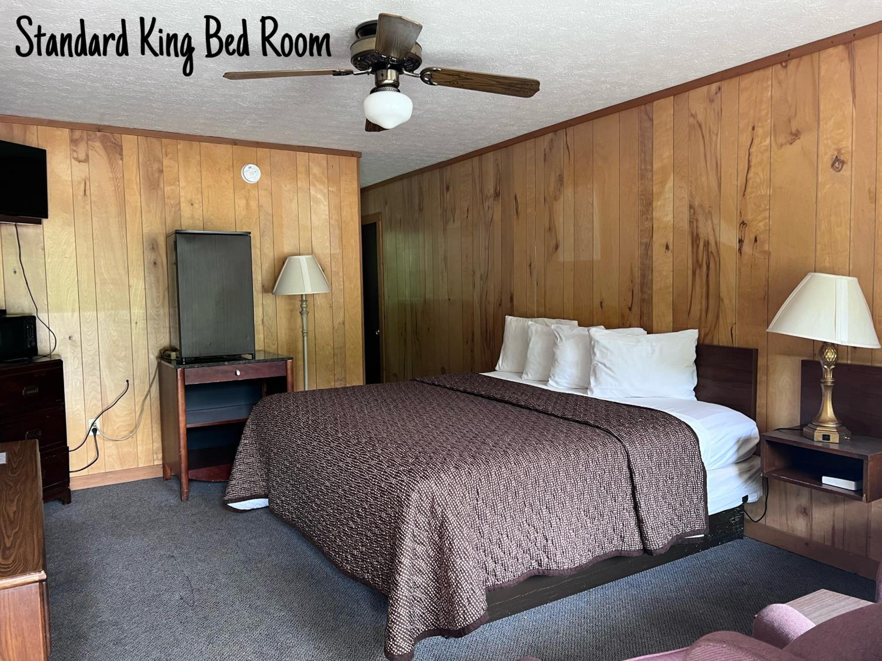 Standard King Room - Photo 1