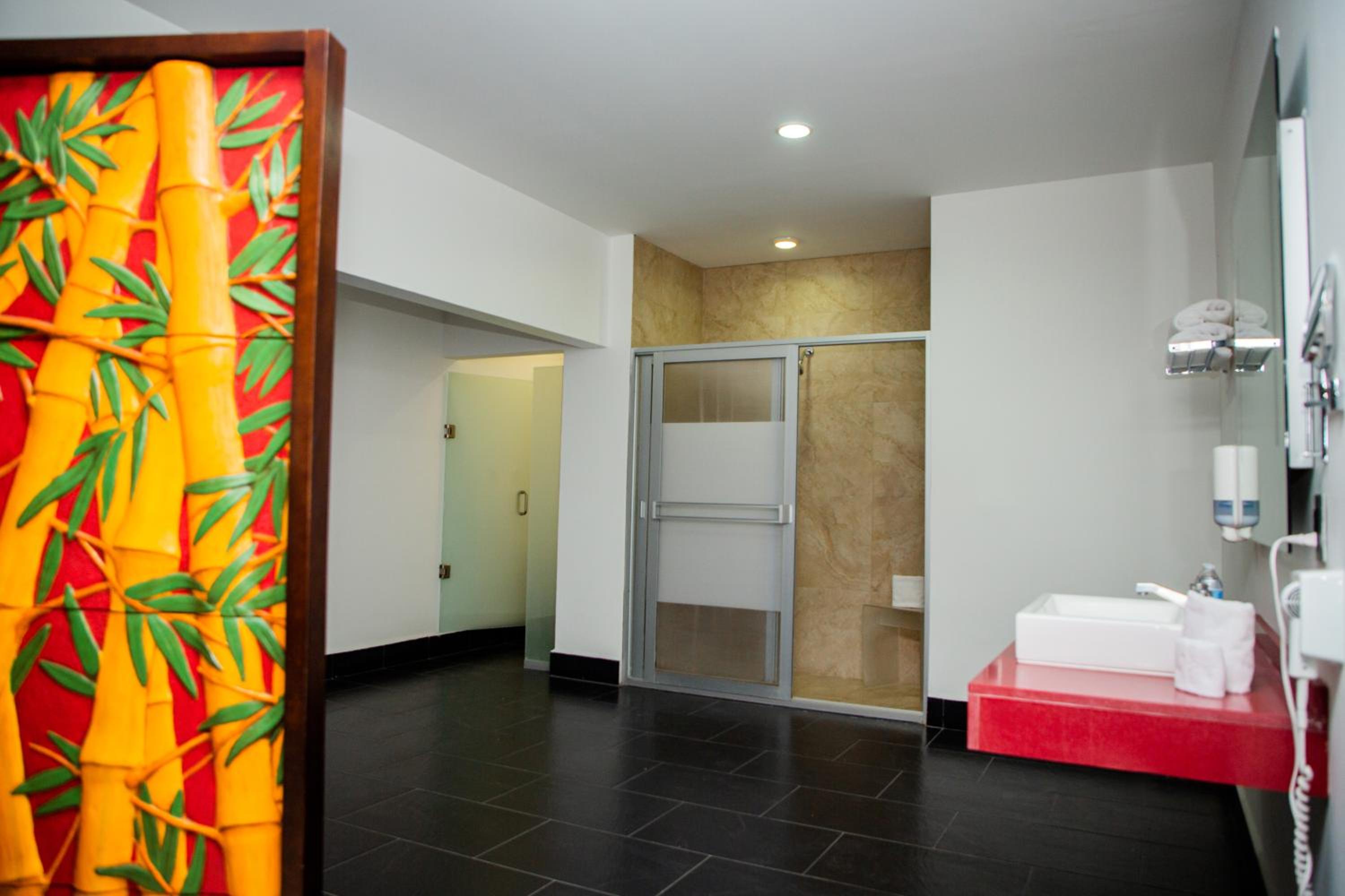 Junior Suite - Photo 2