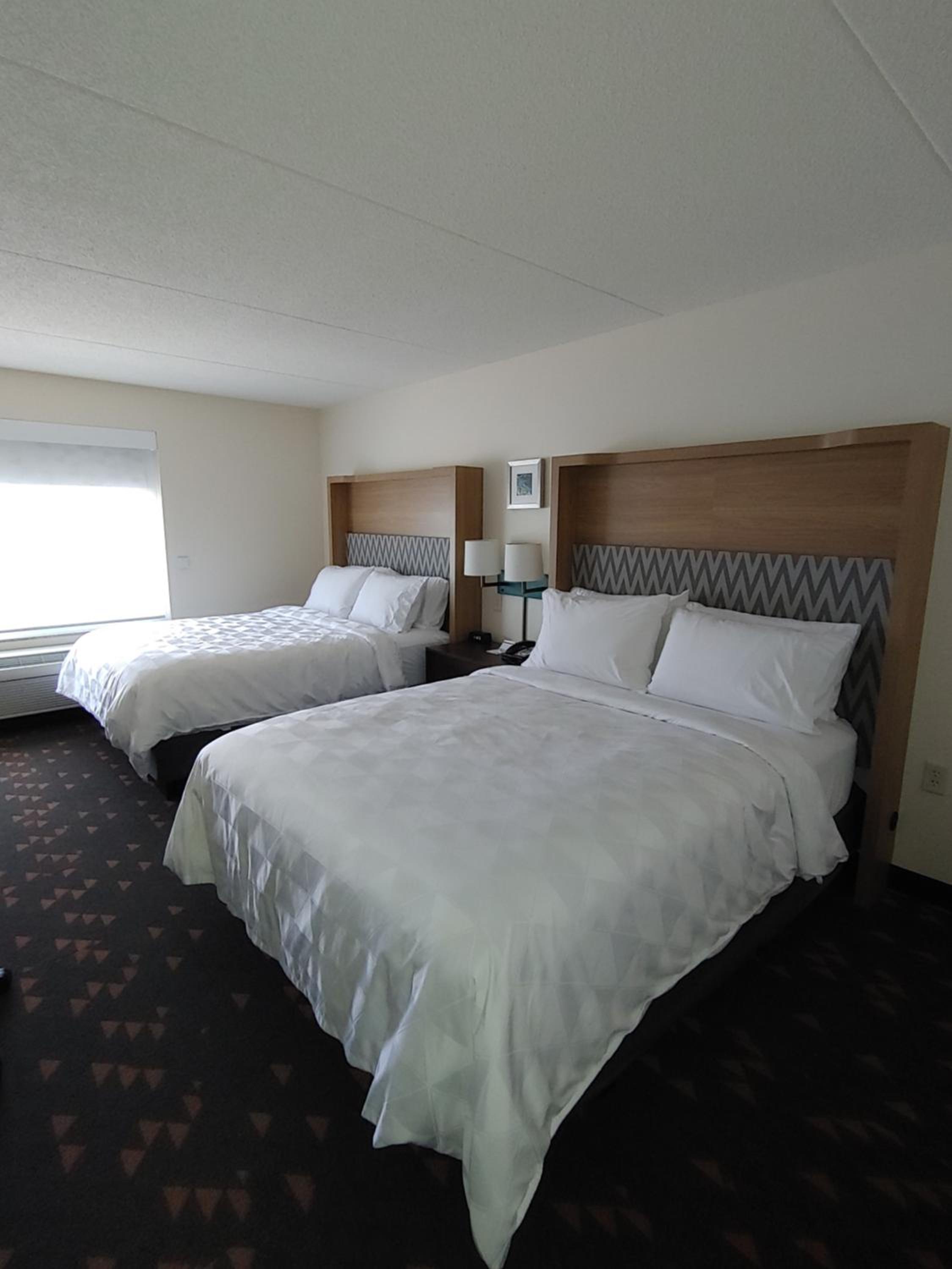 Standard Queen Room with Two Queen Beds - Photo 1