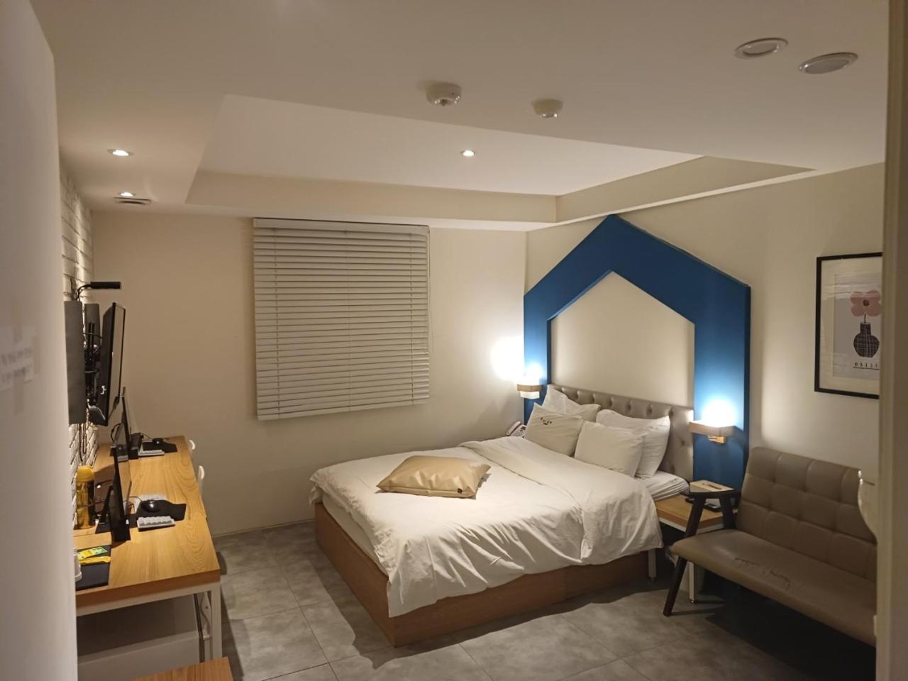 Superior Double Room - Photo 3