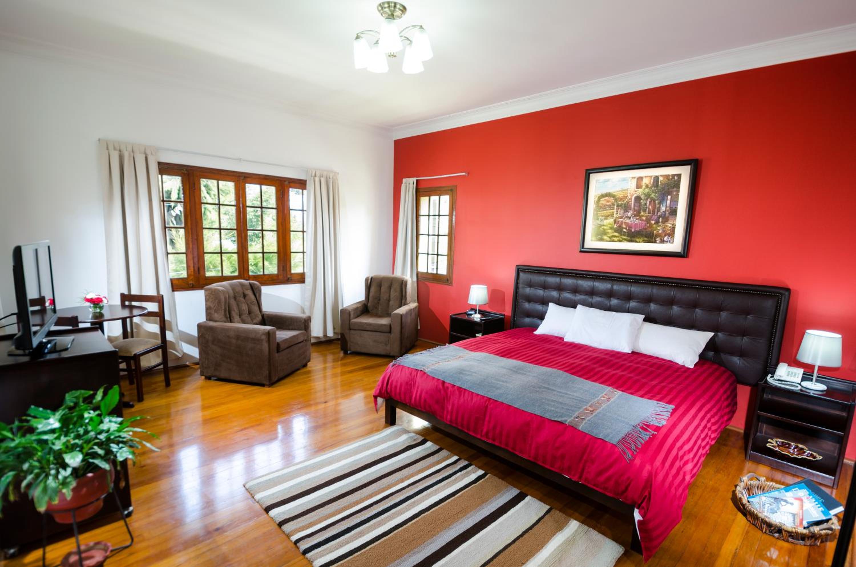 King Suite photo 3