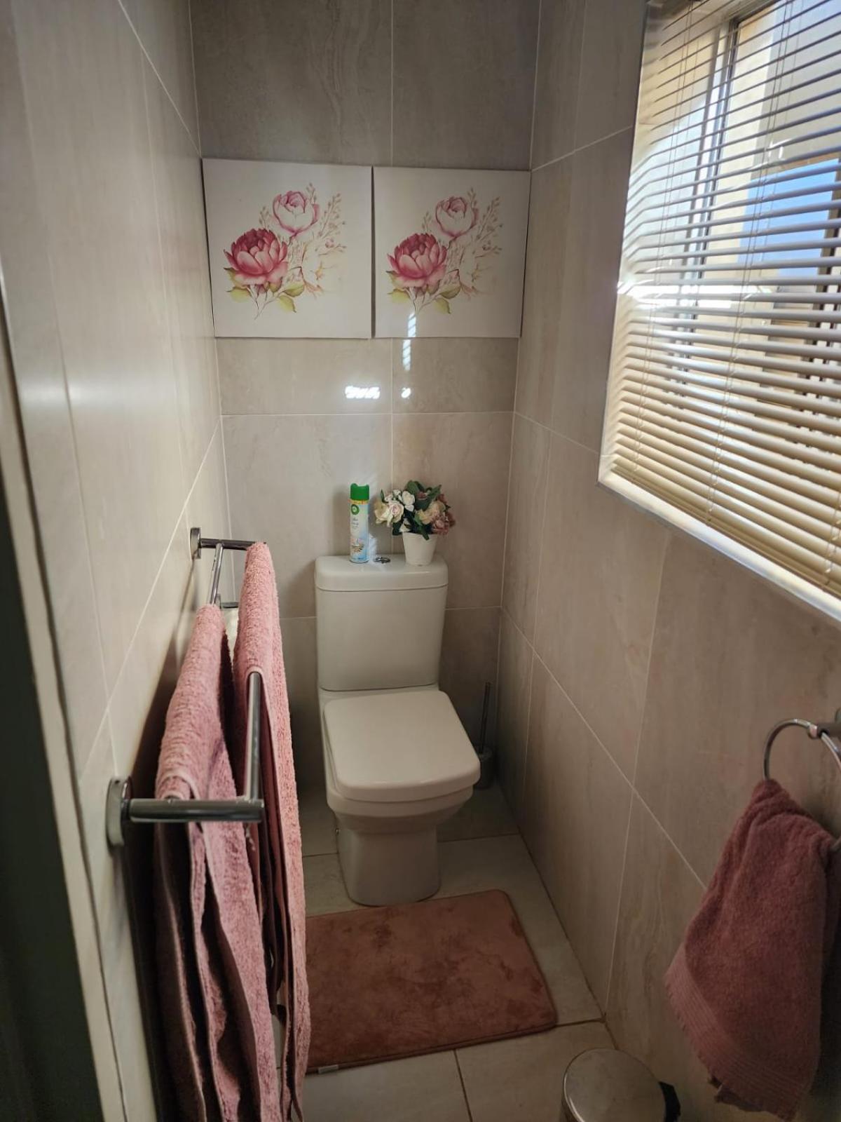Small Double Room - Photo 6
