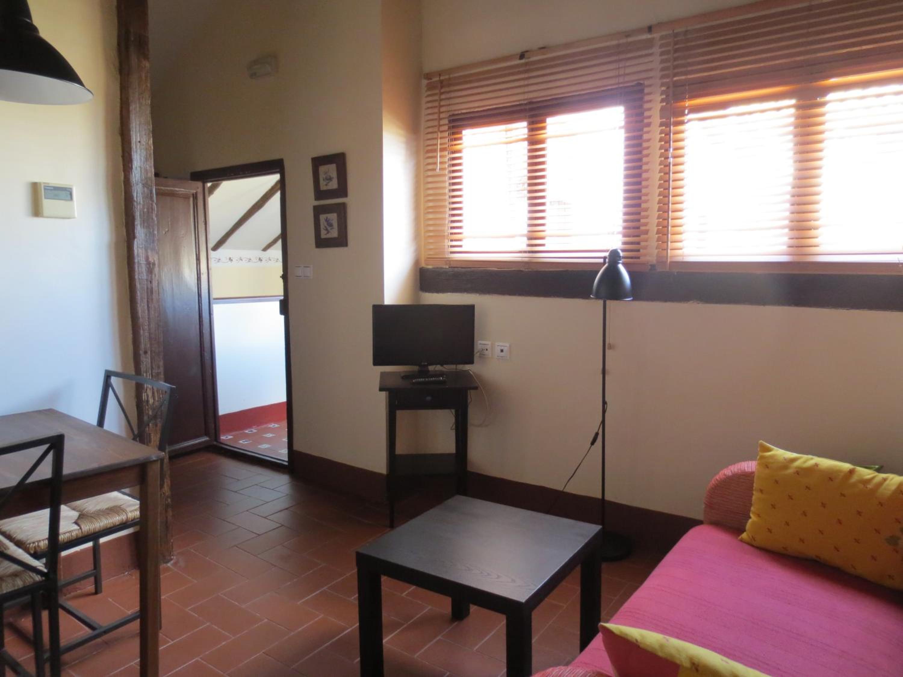 Twin Room - Photo 1