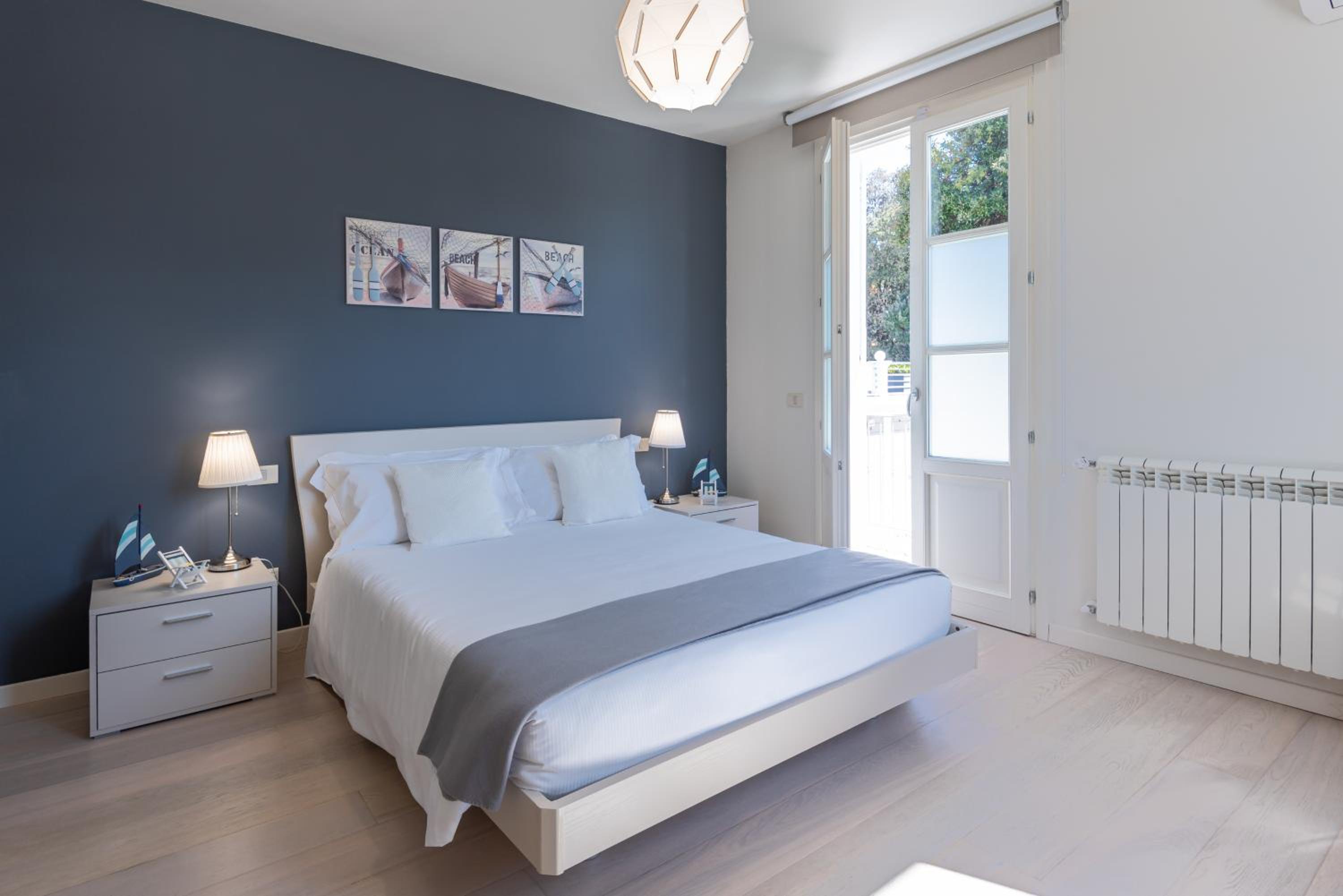 Villa photo 1