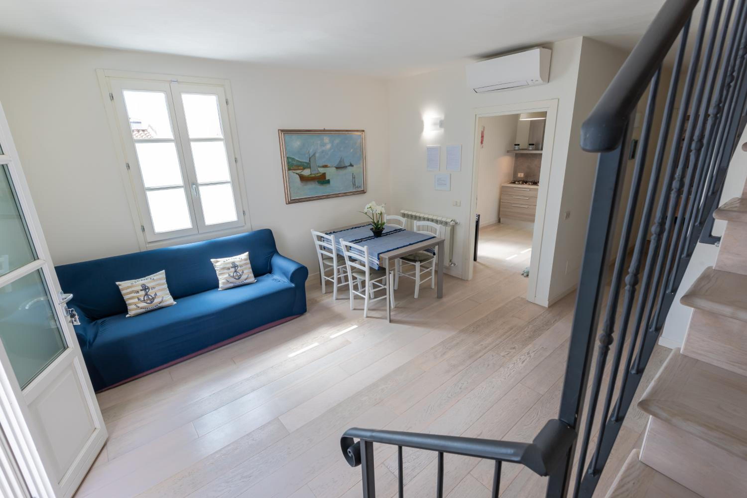 Villa photo 2