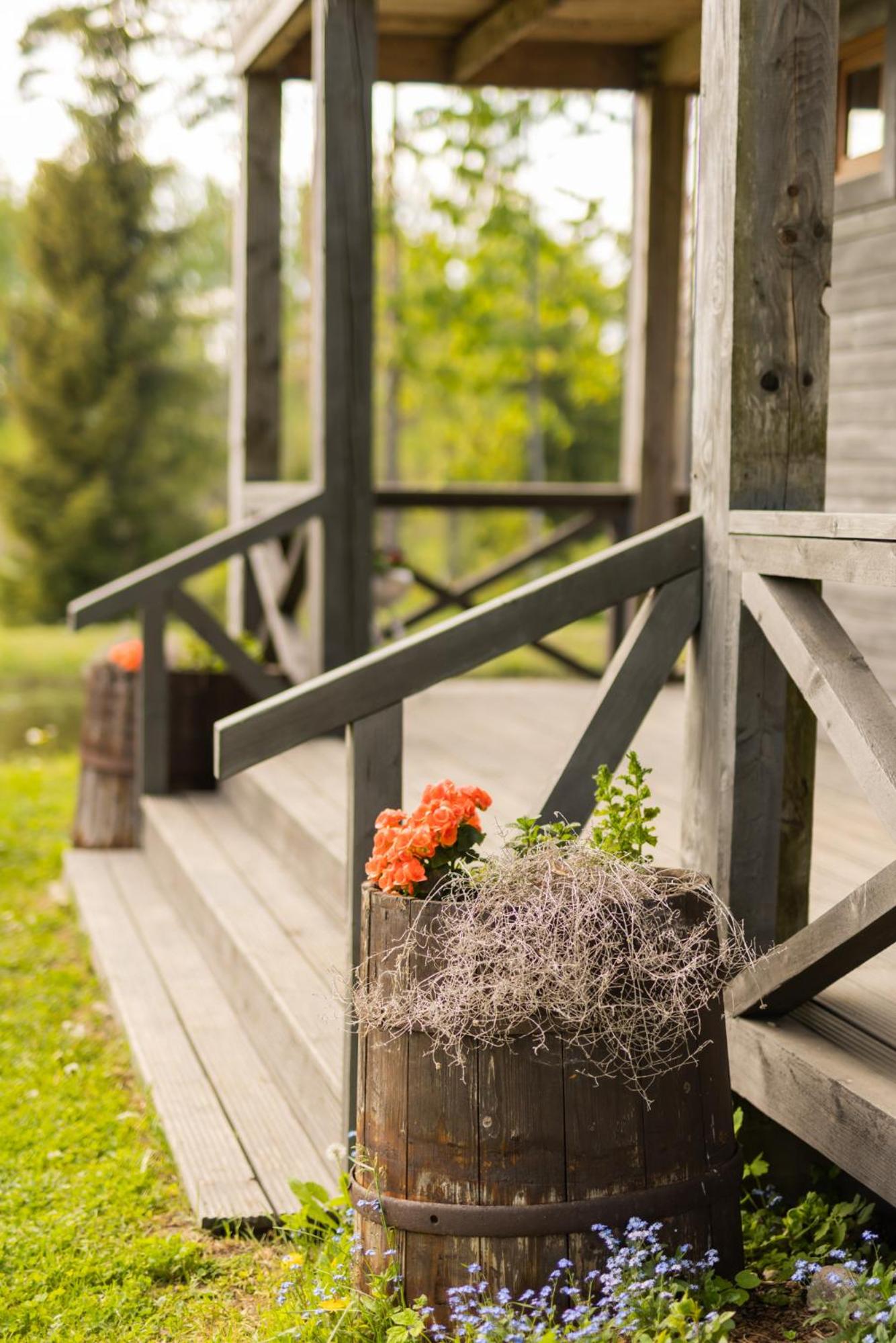 Three-Bedroom House - Photo 4