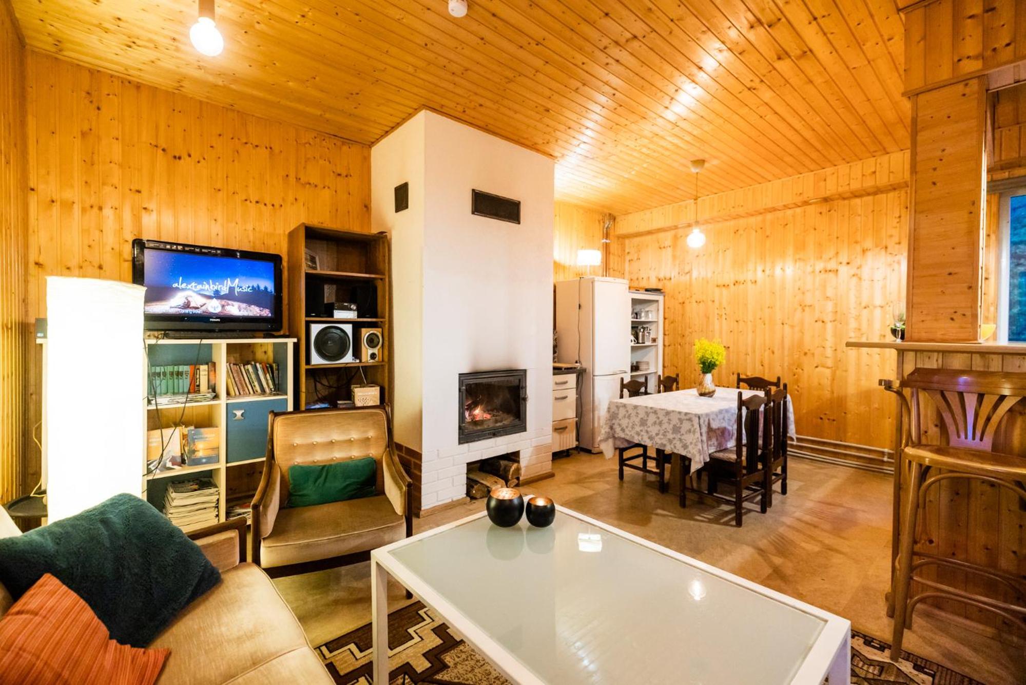 Three-Bedroom House - Photo 24