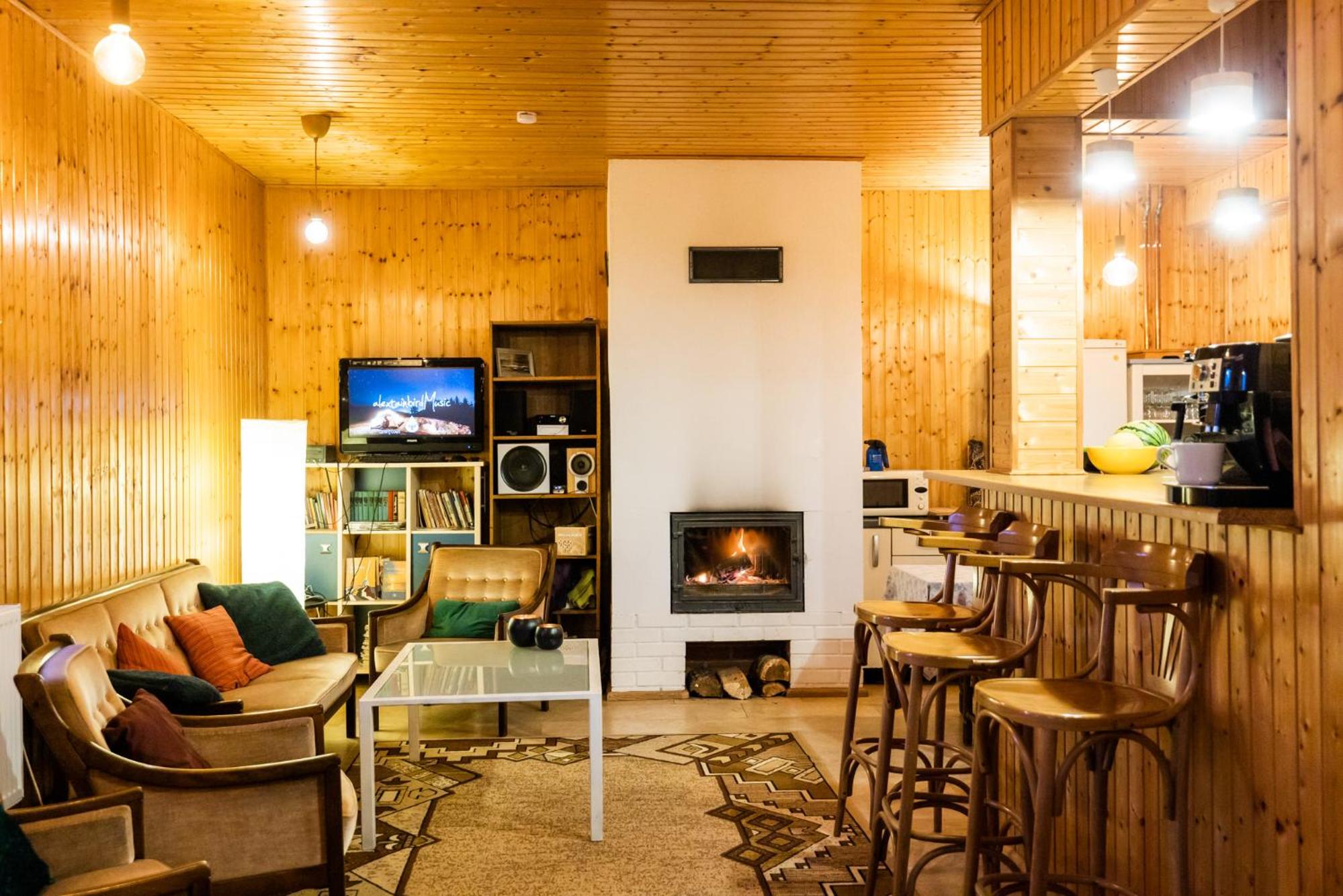 Three-Bedroom House - Photo 36