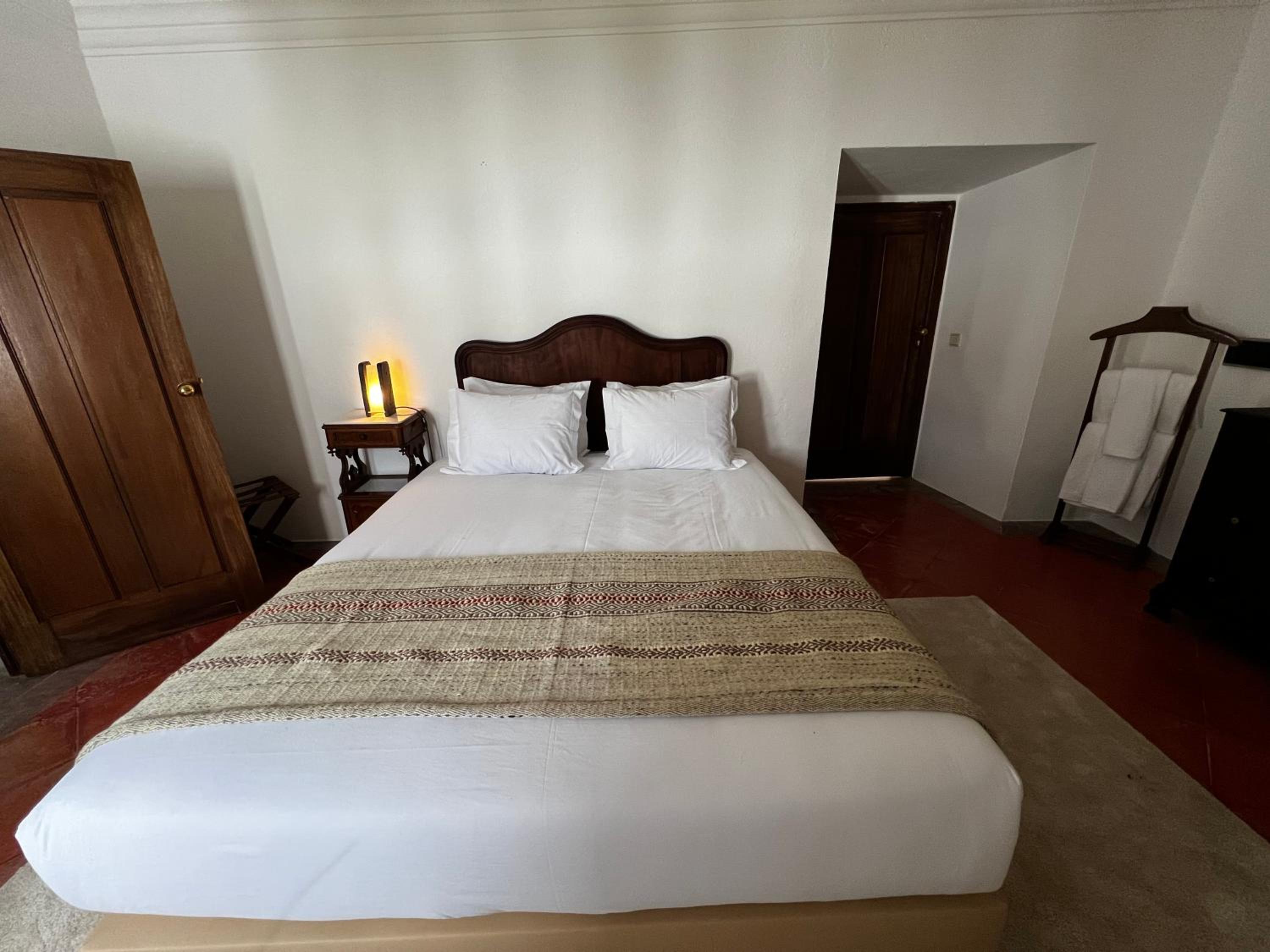 Deluxe Family Suite photo 3