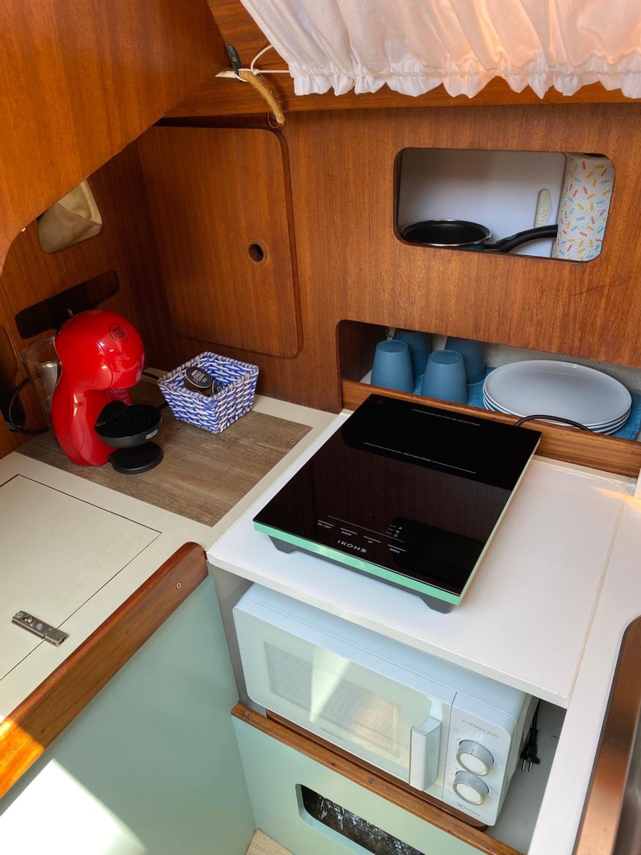 Mobile Home photo 3