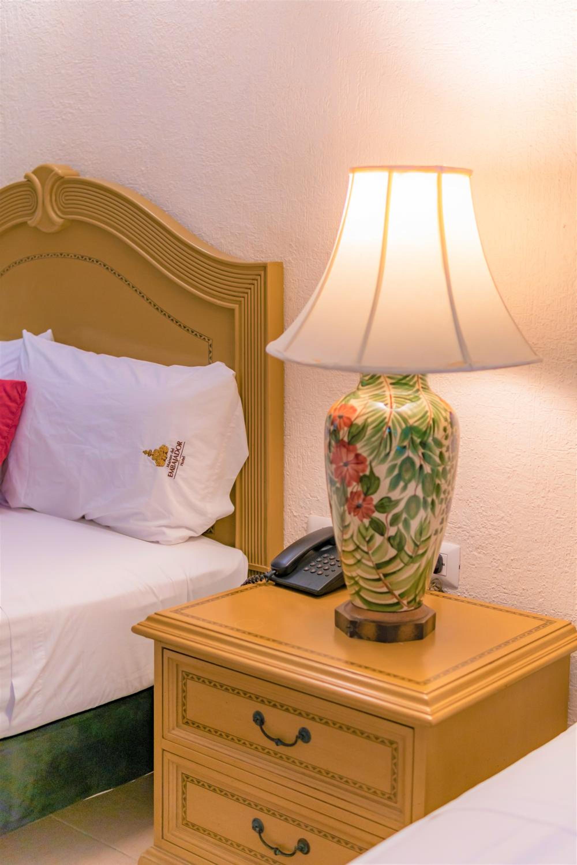 Double Room with Two Double Beds - Photo 7