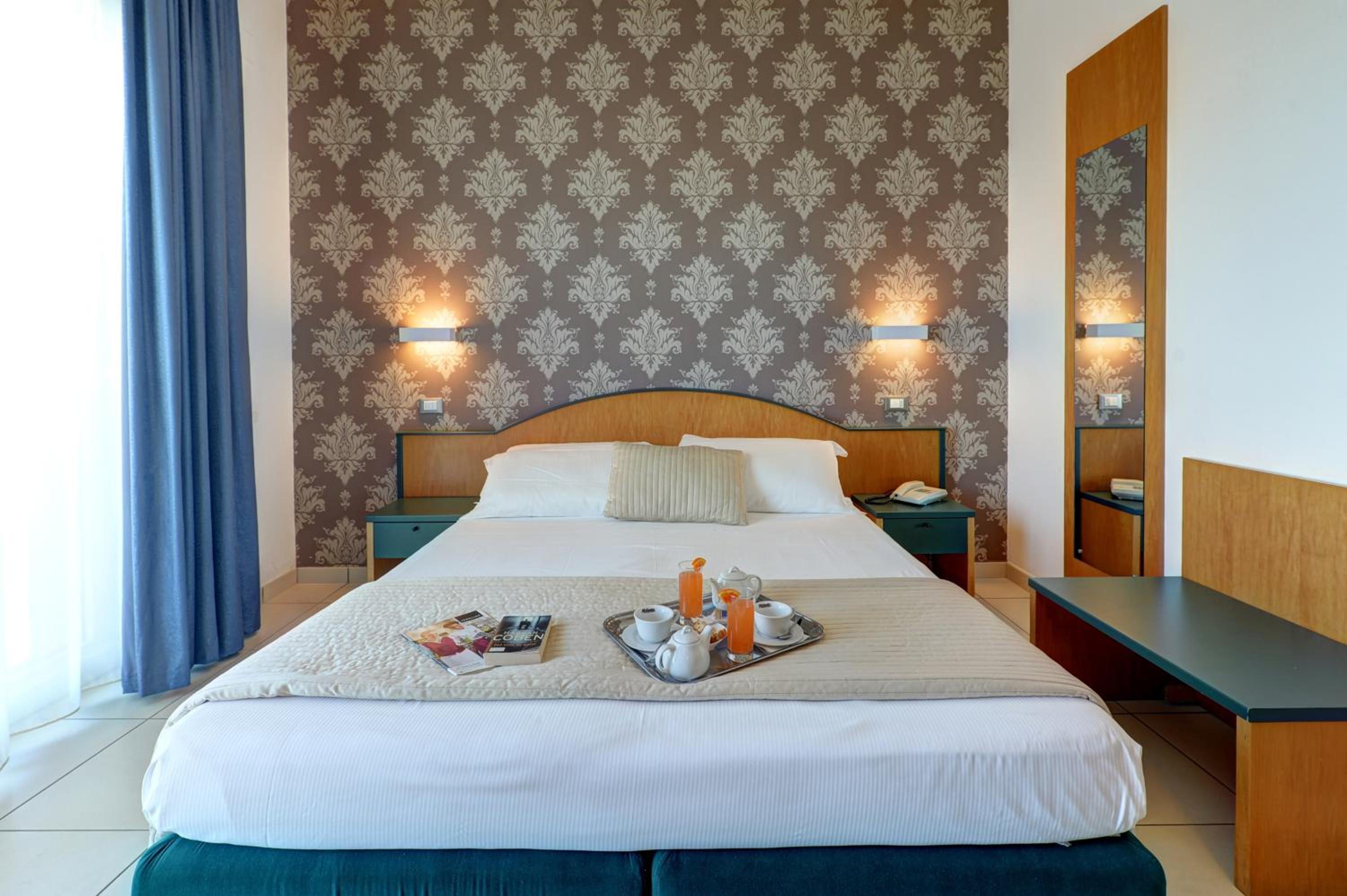 Double Room with Balcony photo 2