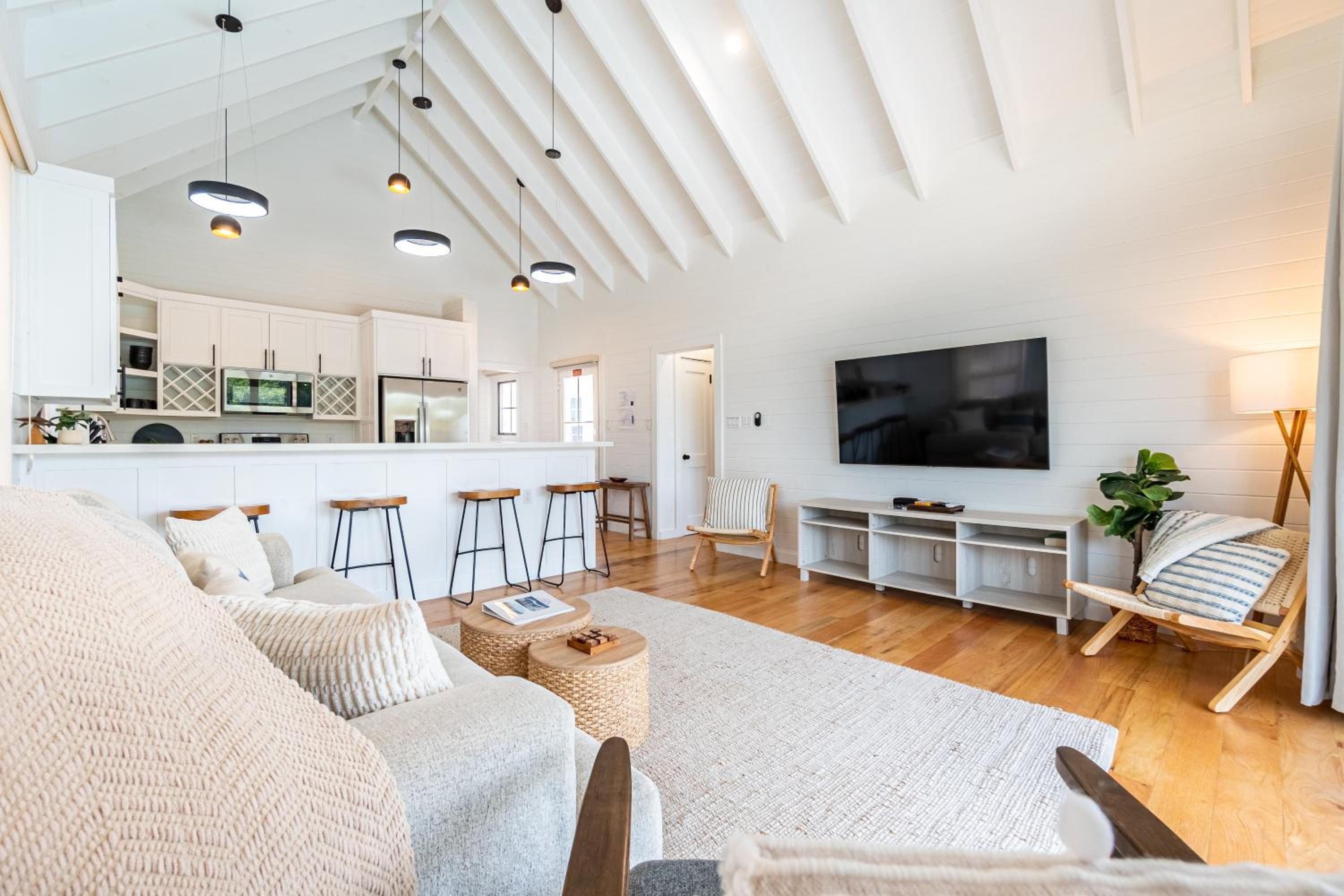 Three-Bedroom House photo 1