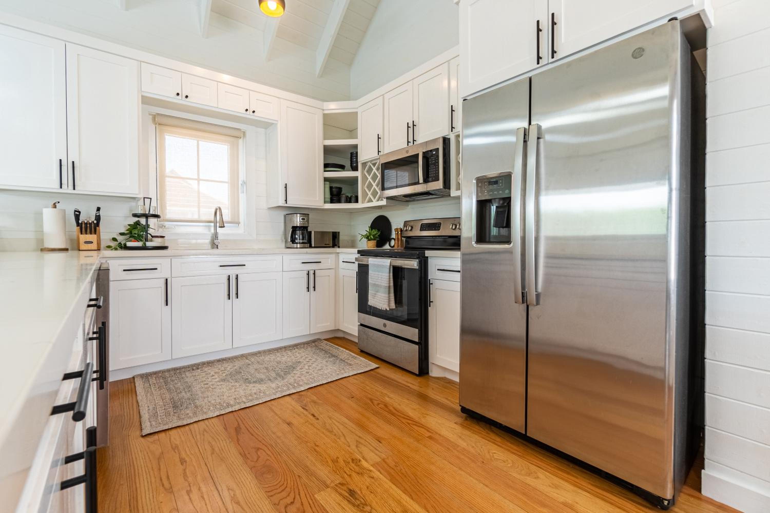Three-Bedroom House photo 2