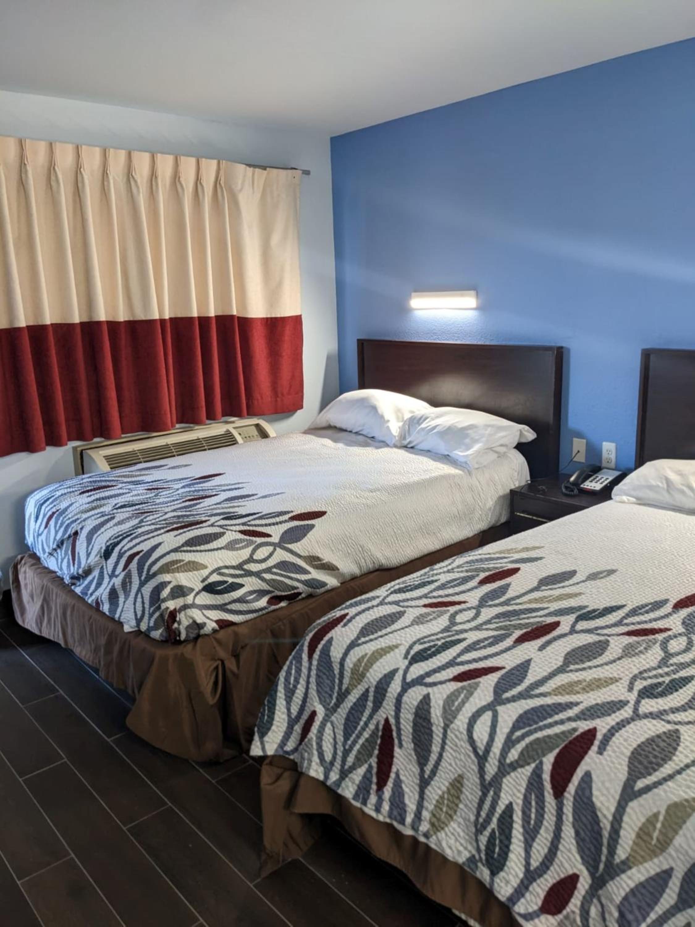 Budget Double Room - Smoking