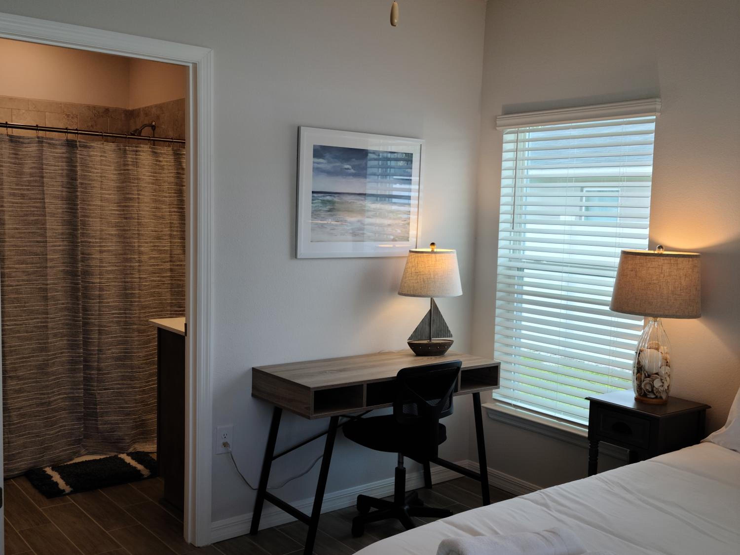 Three-Bedroom House photo 3