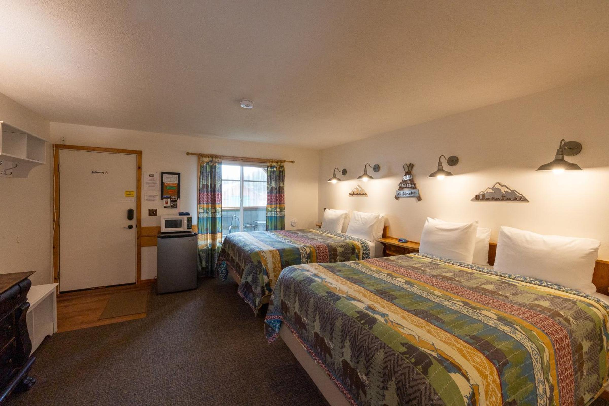 Deluxe Queen Room photo 2