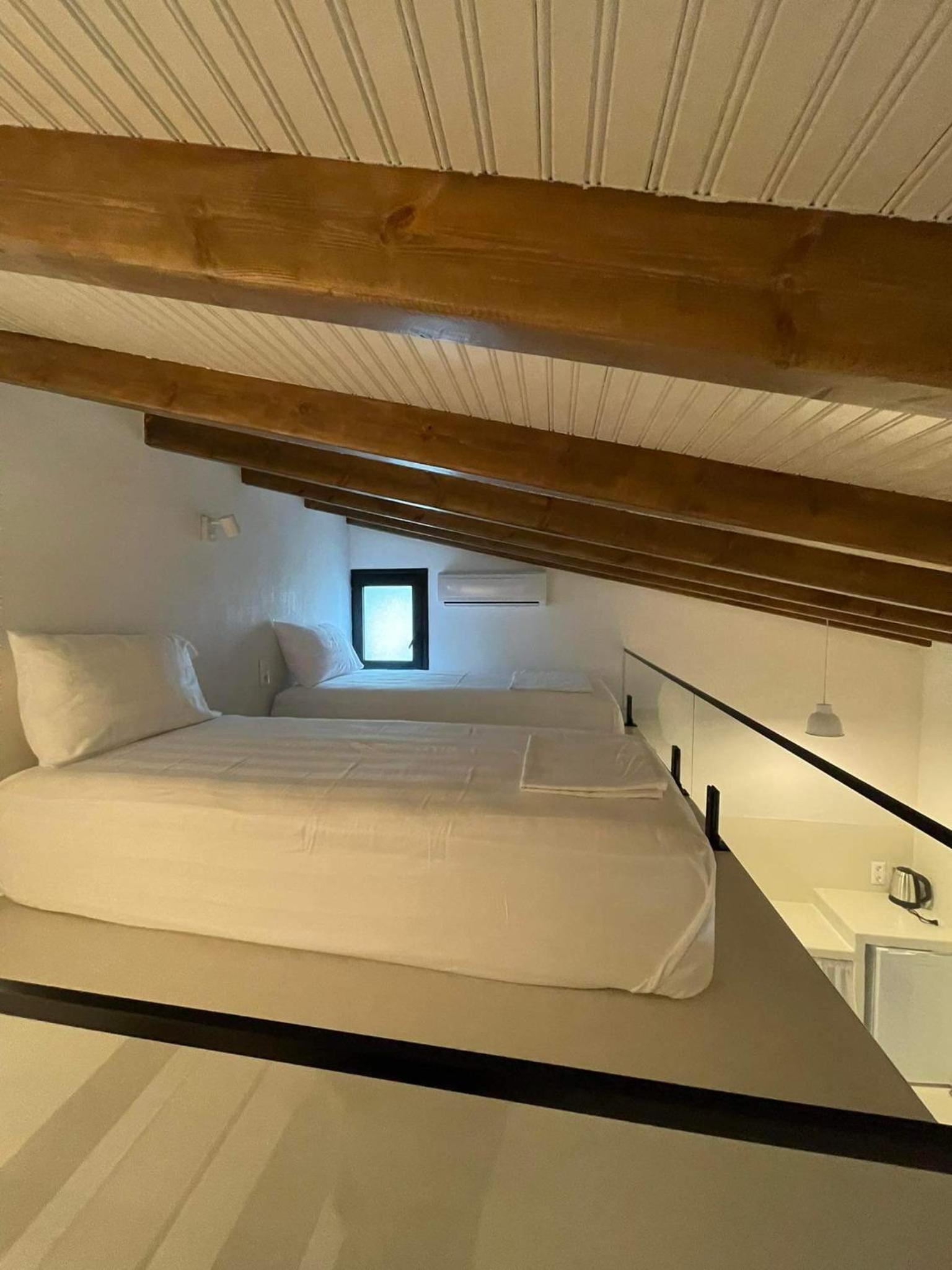 Duplex Quadruple Room photo 2